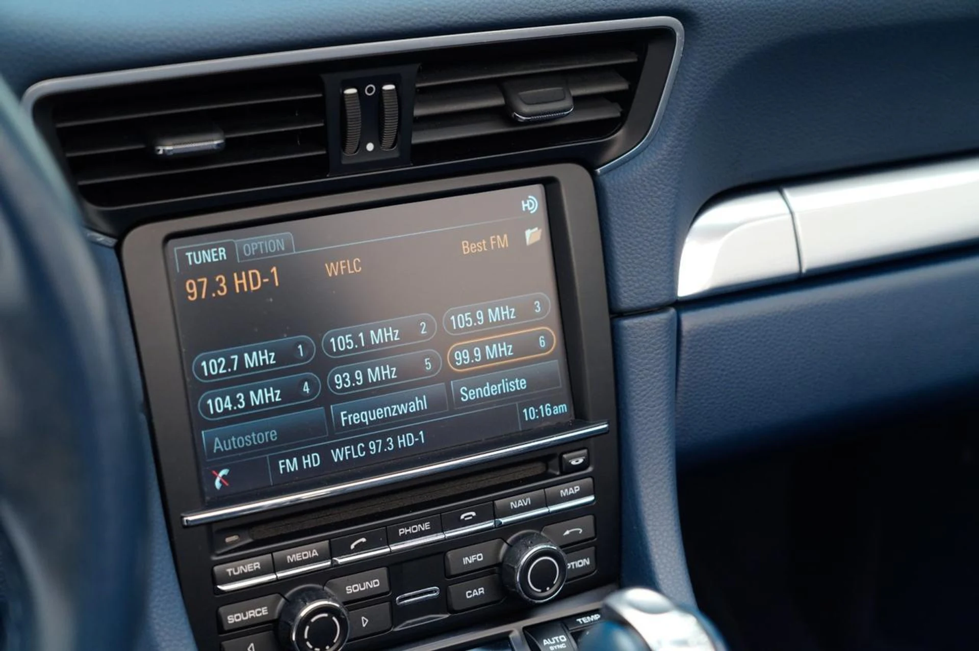 mph028_3205819221_671beaae5b8470fef13f40fbc4170802_36132f7bf8