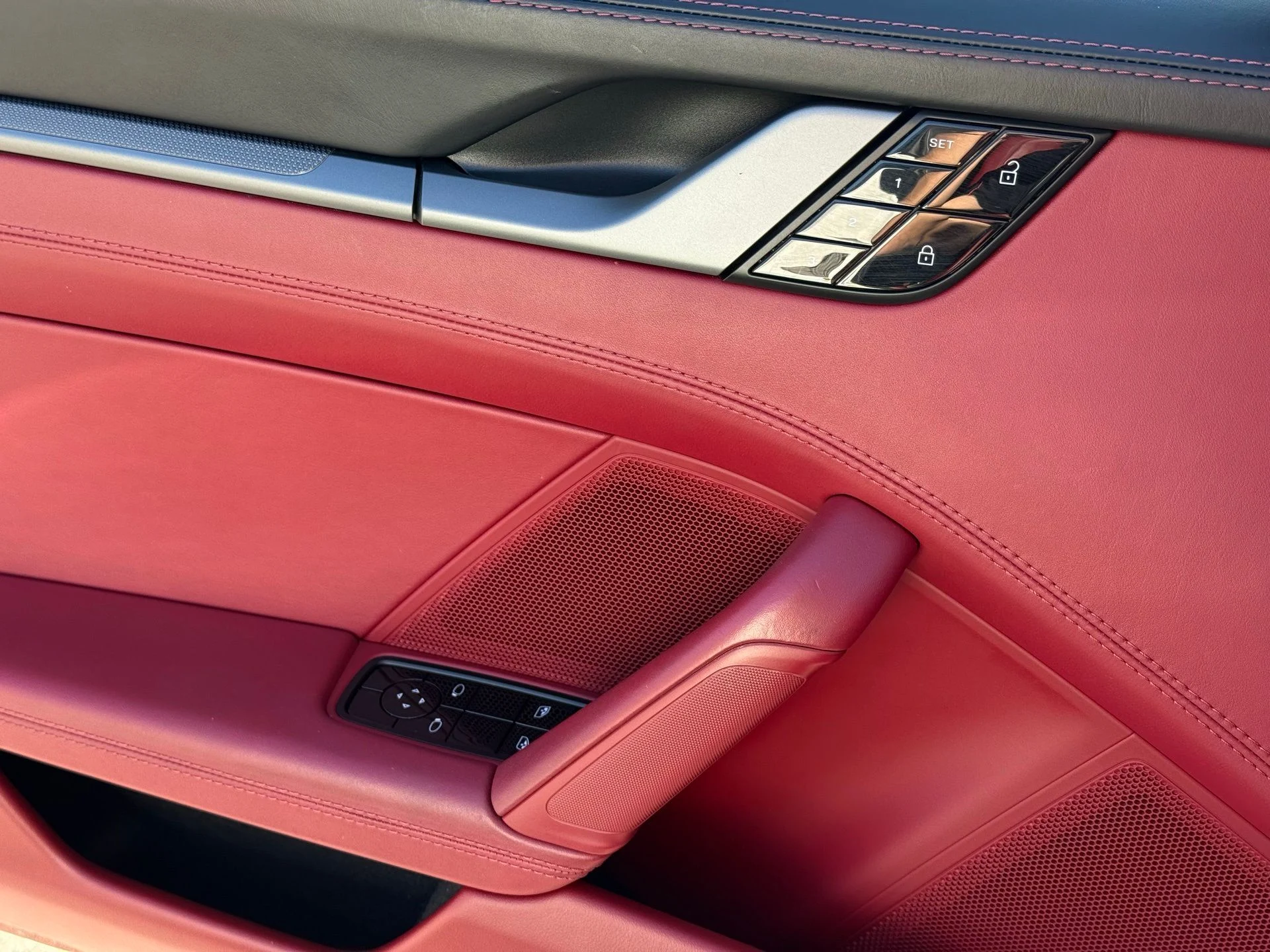 mph028_3221229188_0b4375092207682b5d4271584ed83744_5d5fe5c9c1