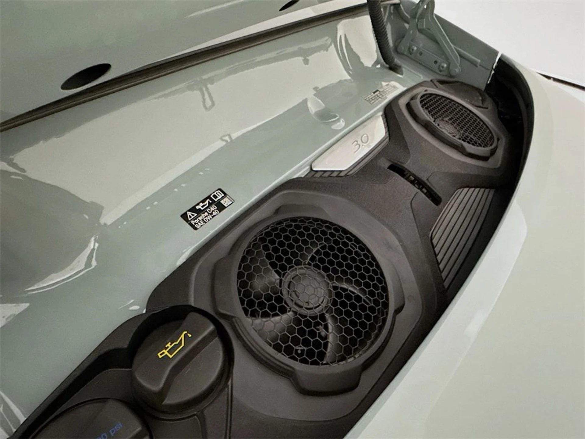 mph028_3221695269_d93a78150dd09ea4e6584b643b985a19x_0ac0e52c94