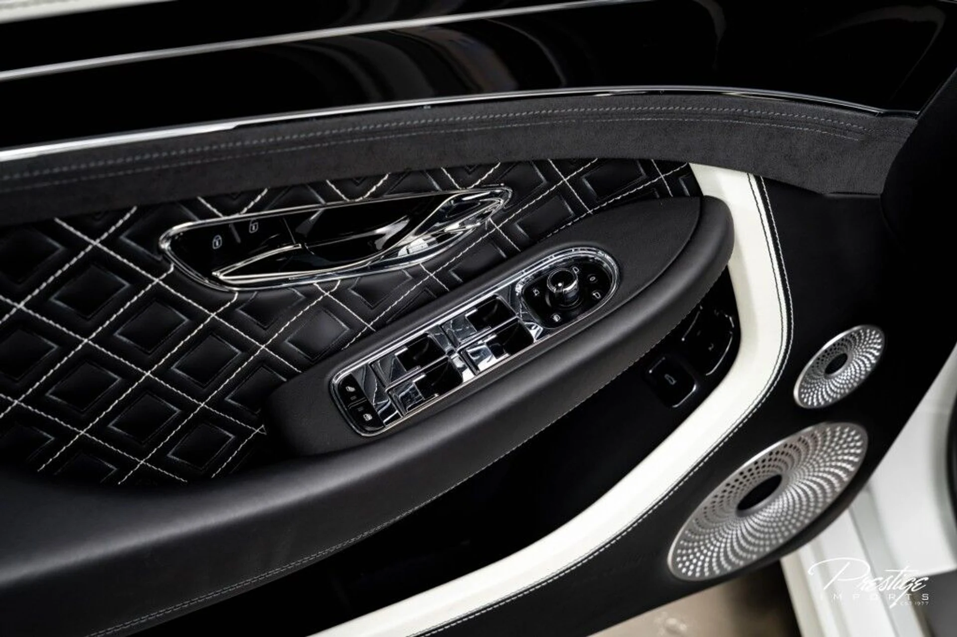 mph028_3236725030_ca37efee2dde2d68954b2ffad46d60f8_d72fa1ff33