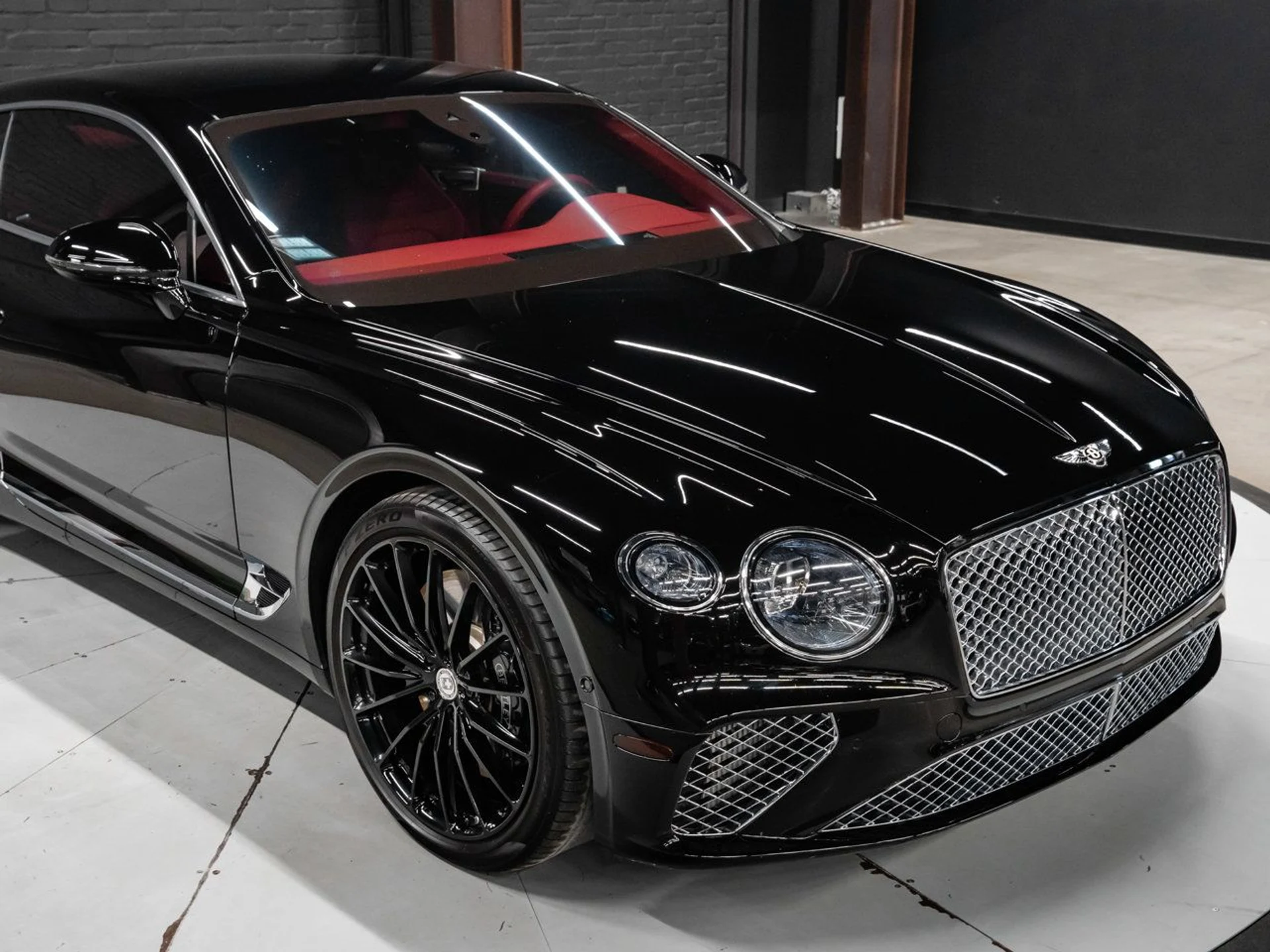 mph028_323760532_bentley_continental_2020_d146065cbe