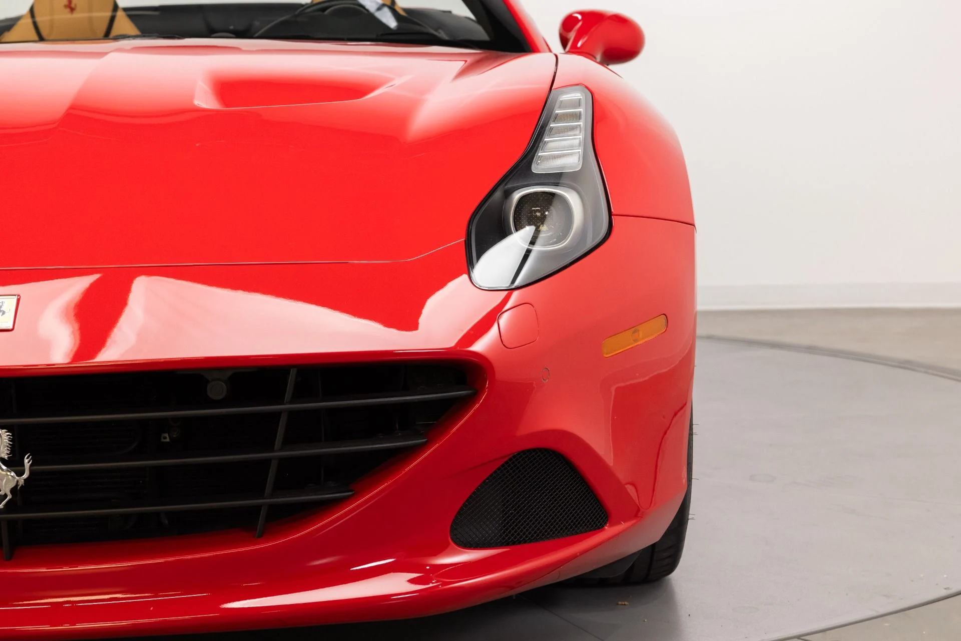 mph028_3241343992_Used_2017_Ferrari_California_T_1784583649_80f82ec7da