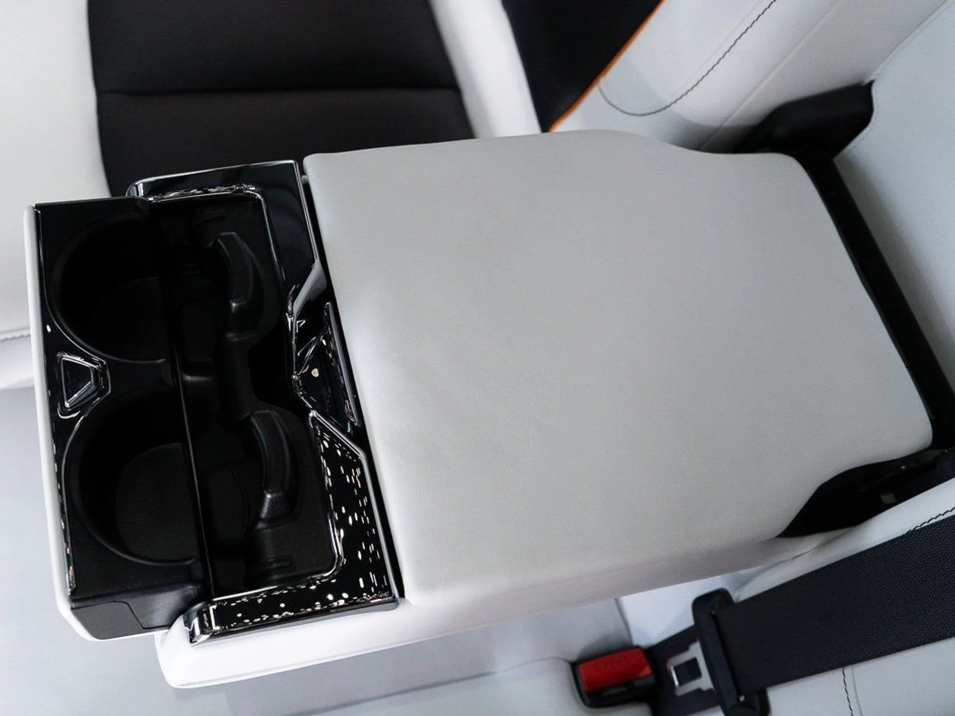 mph028_3245715463_5c7a205b7c76e7964304f7910689be92_aa1443e45d