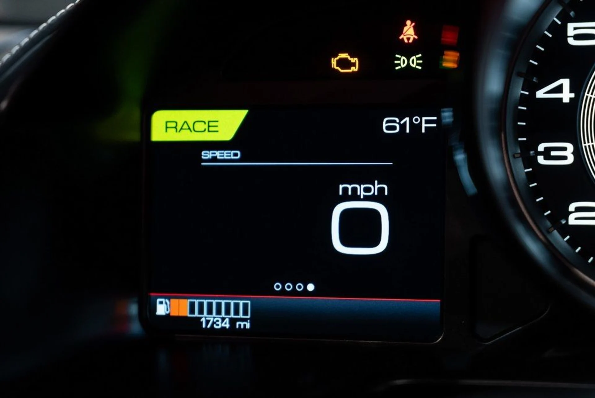 mph028_324590068_8bb0dfc2a763109c9715c5c91e529f88_0e57546a6a