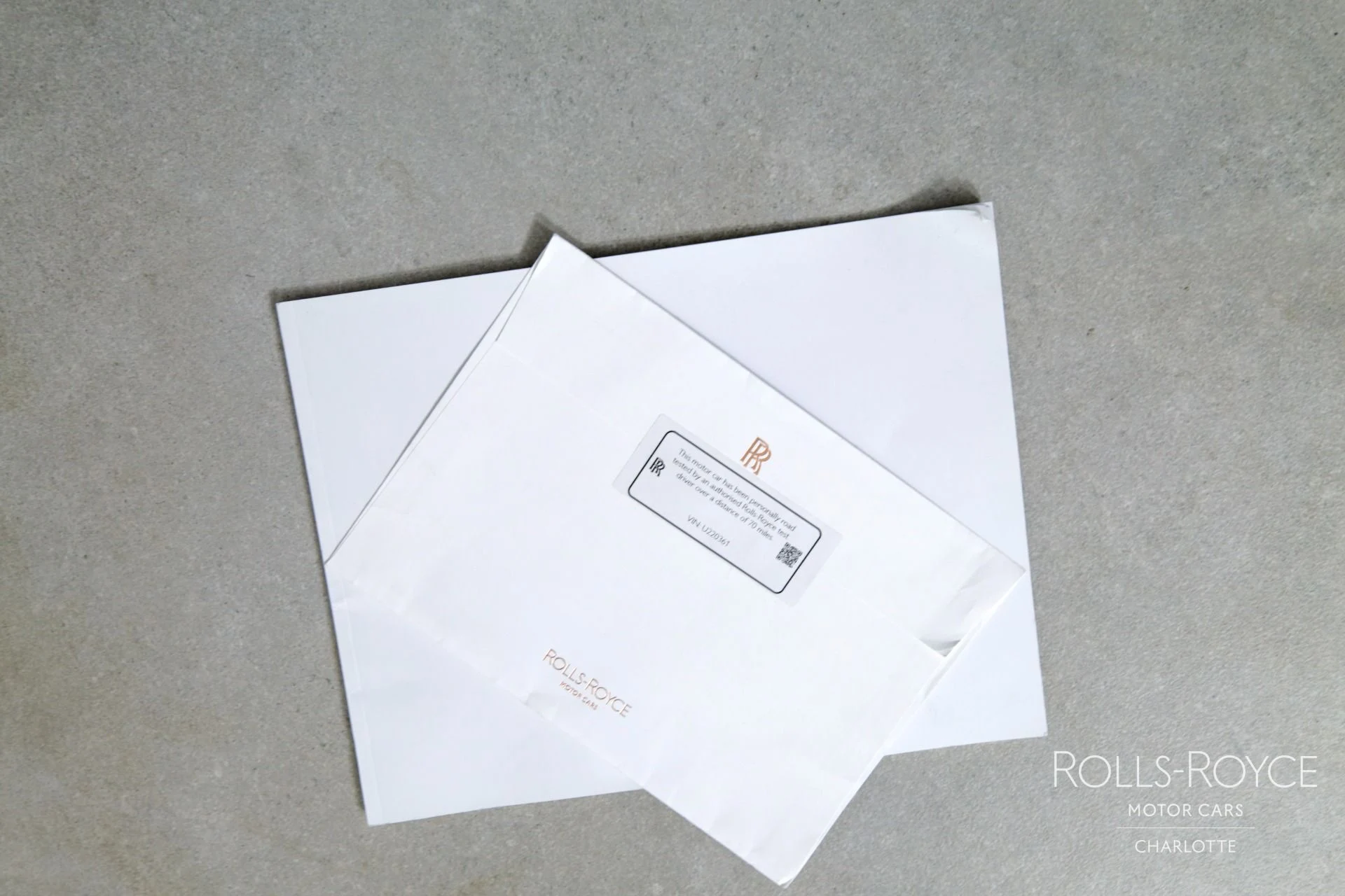 mph028_3247622355_Used_2024_Rolls_Royce_Spectre_1744988373_3af0336d26