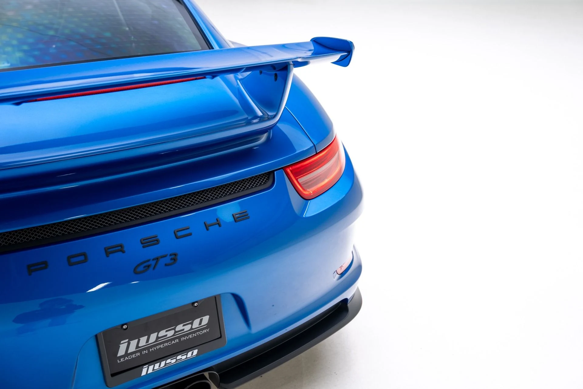 mph028_3249210747_Used_2015_Porsche_911_GT_3_1768869479_4c47fc7fe5