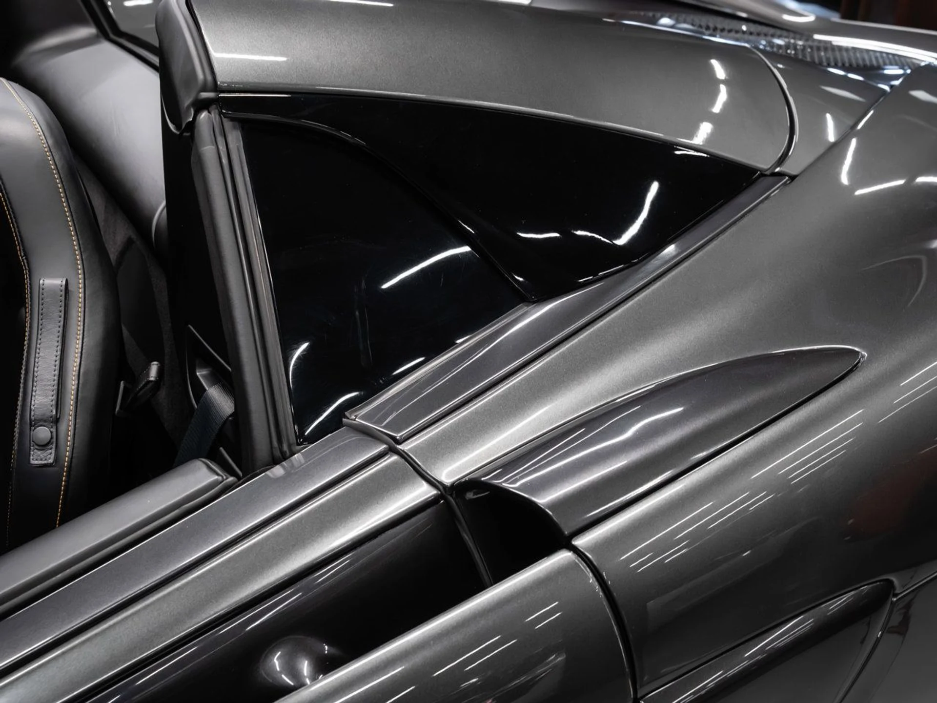 mph028_3254501764_mclaren_570s_2018_be9fbc72ba