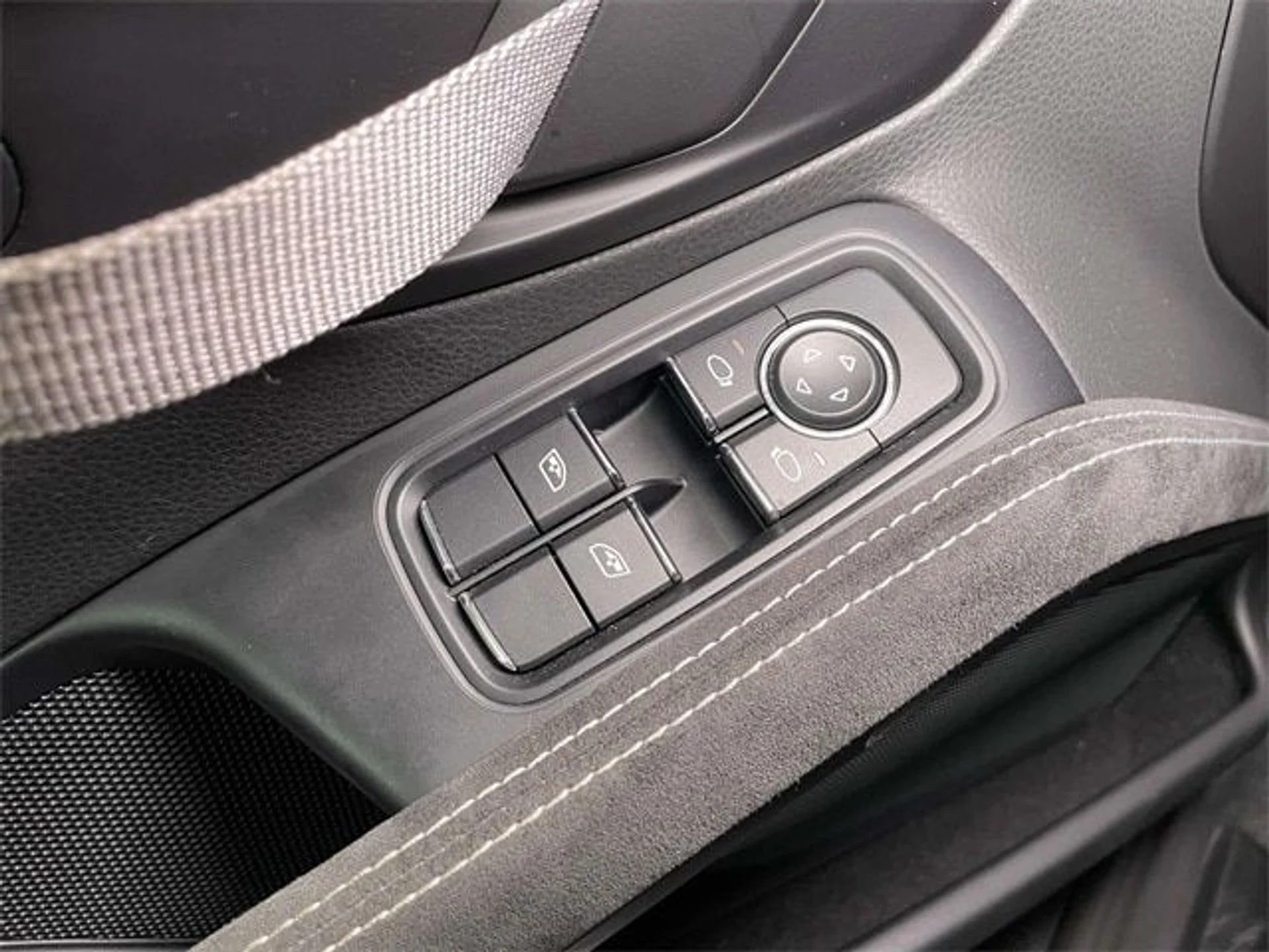 mph028_325495948_34a7bba385af8bdf3c0023d4278631d6x_a390ec6a74