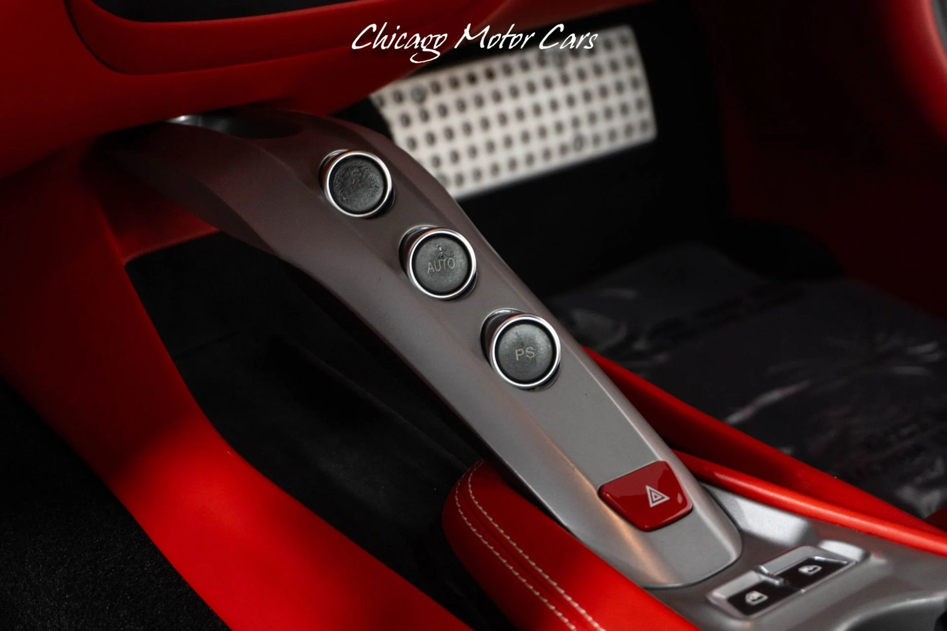 mph028_3259985587_12194_p29_l_0f75bfe6e7