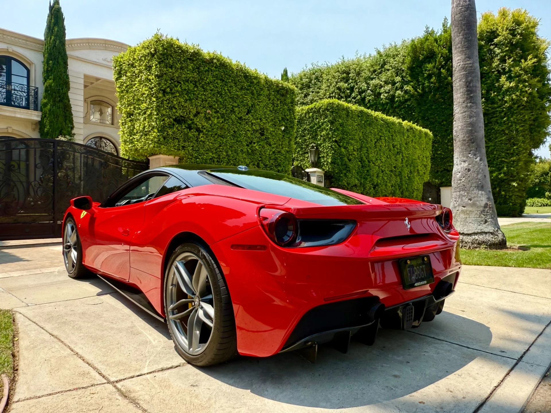 mph028_326639338_Used_2016_Ferrari_488_GTB_1757699344_414e65b28b