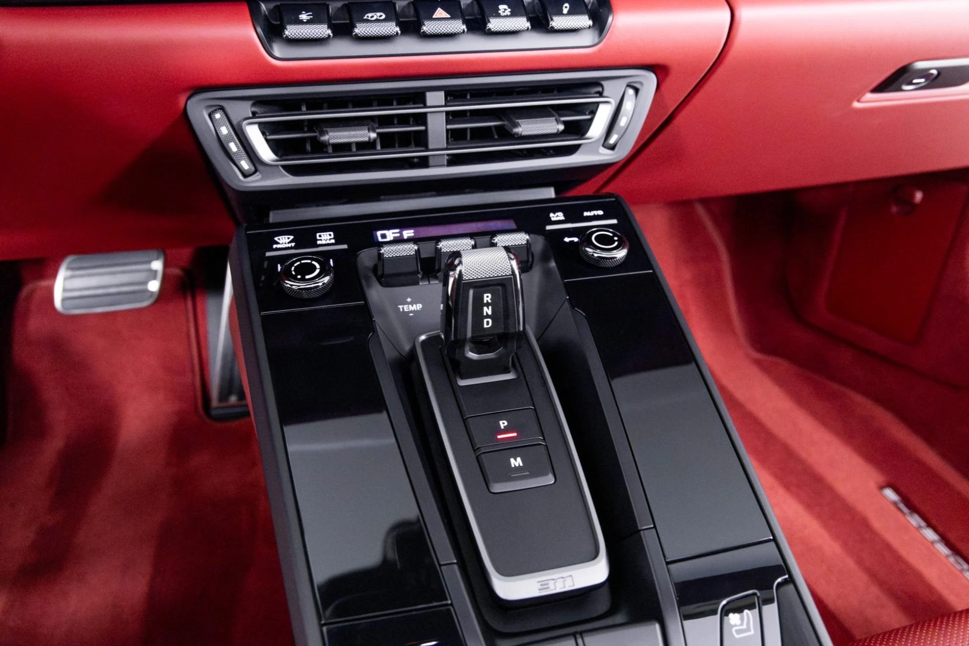 mph028_3273855170_Used_2023_Porsche_911_Targa_4_GTS_1762298436_b2a4be9e4d