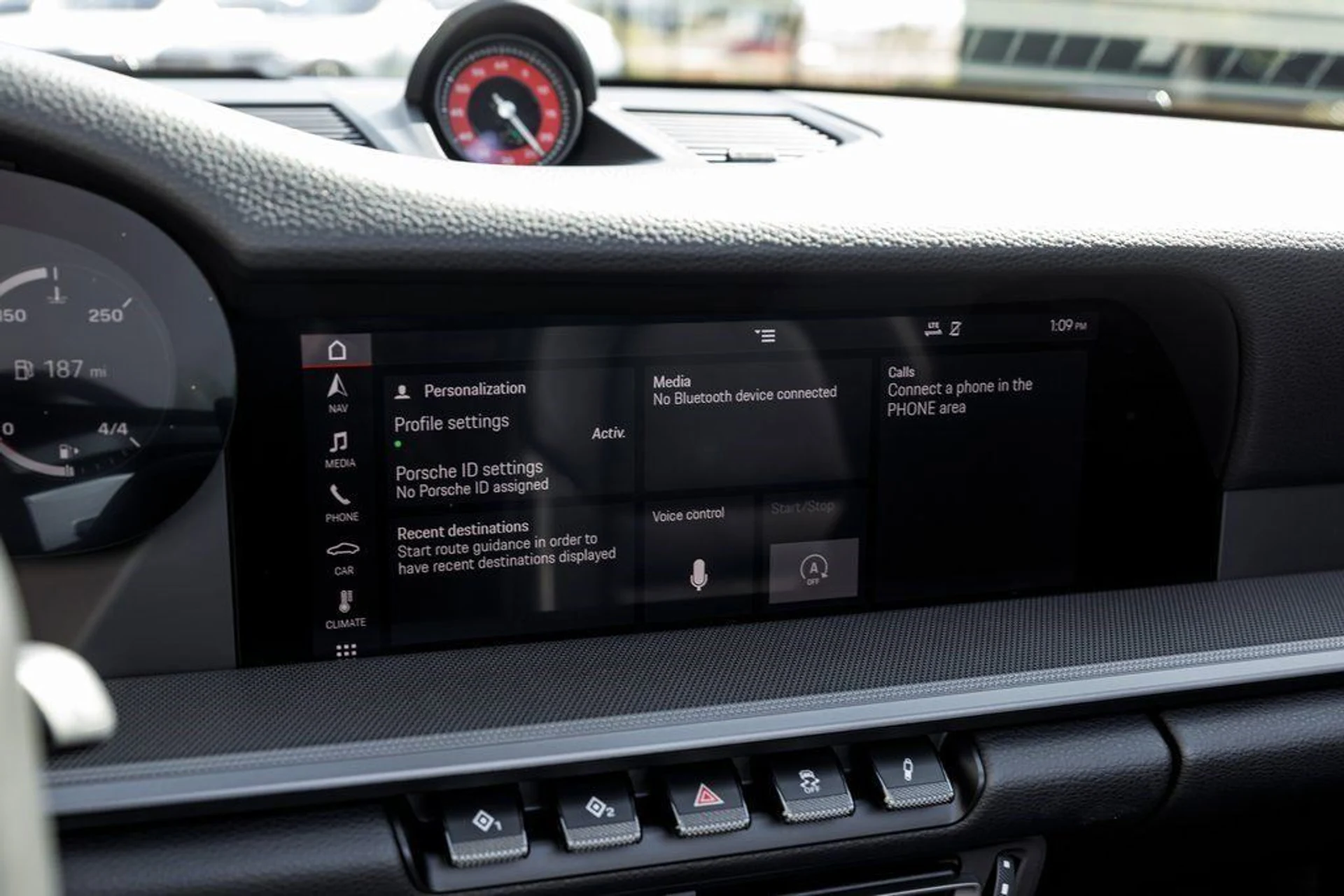 mph028_3276136589_d9701ec8b52b2d2da8bce5ad17e8caf7_f819afe24b