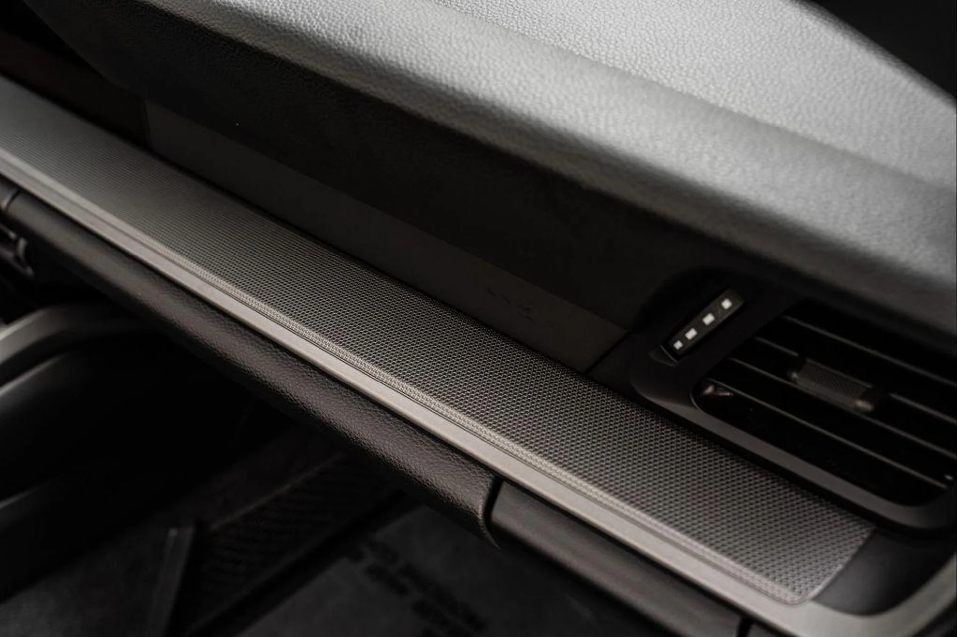 mph028_3276869489_Pcd_H_Fkx_N5_T_Hz_Q_q_N5z2e_Hen5_XT_4_9b68c90a00