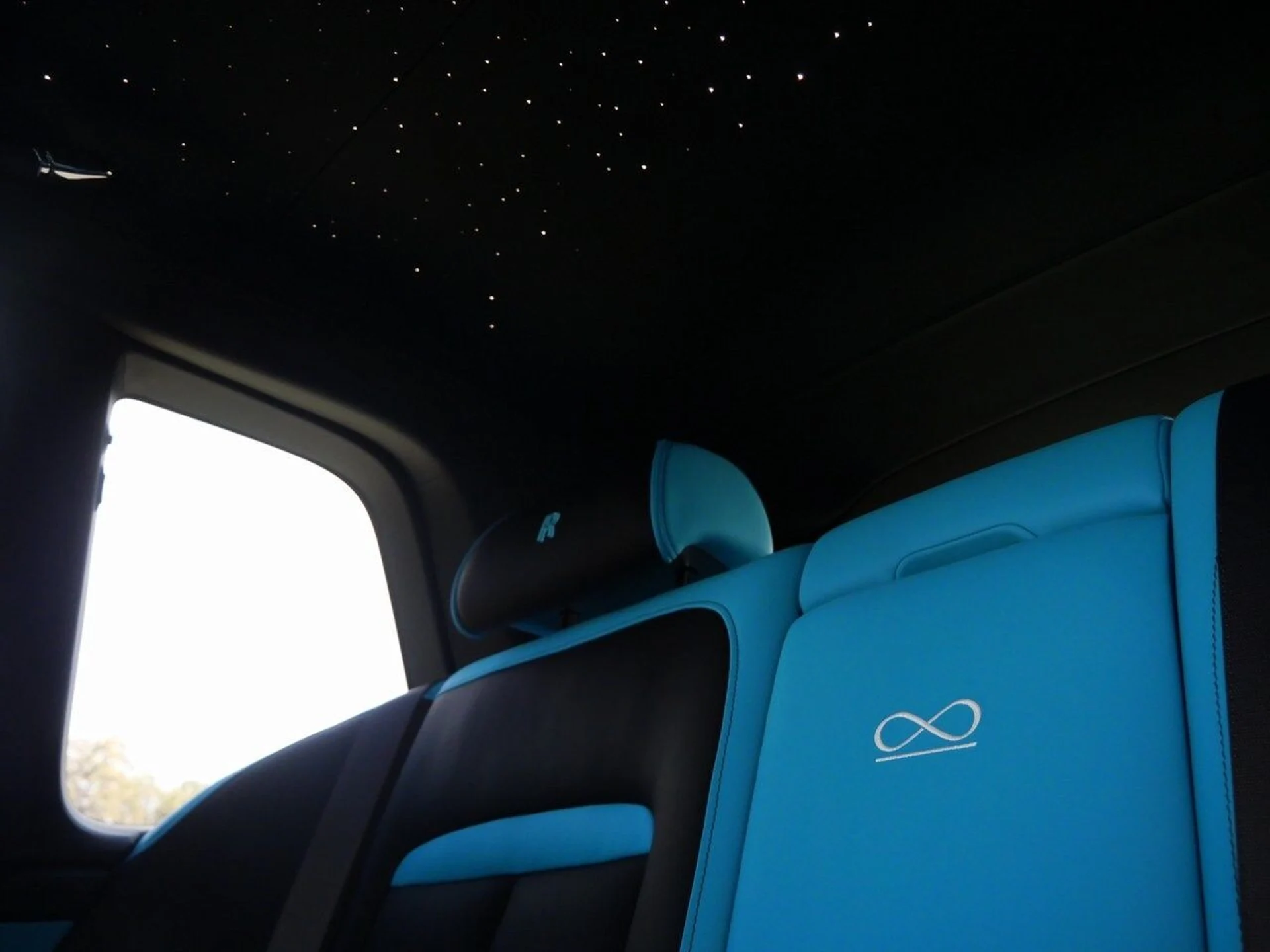 mph028_3285407459_c29a5e996b6c9837dbcb01f93c8d824bx_db0ba11f9e