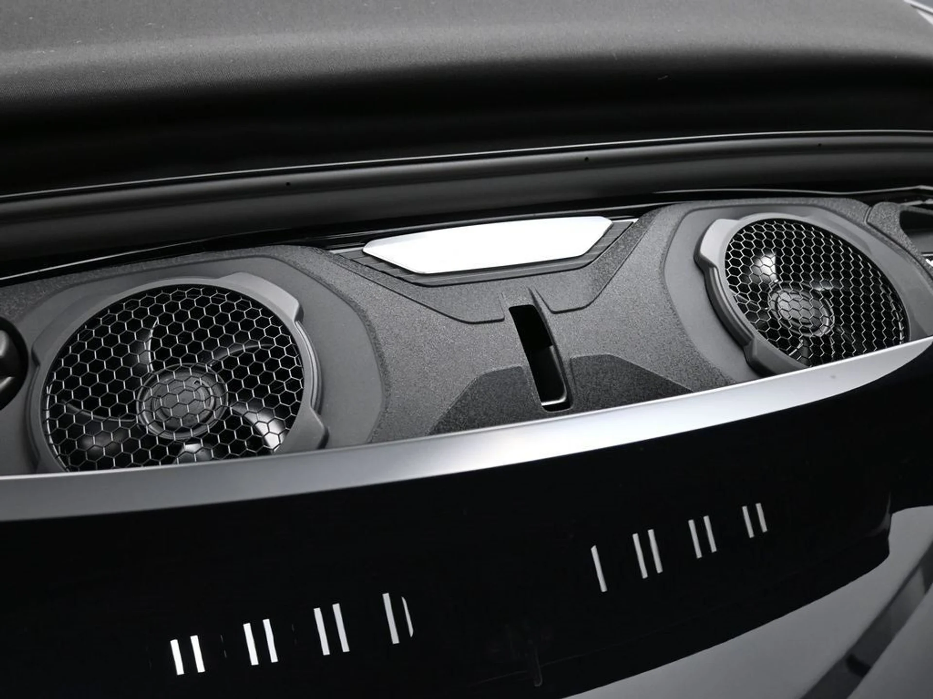 mph028_3286404283_cfba5a7046a0e5f285a806986e5a6bda_0760e1275b