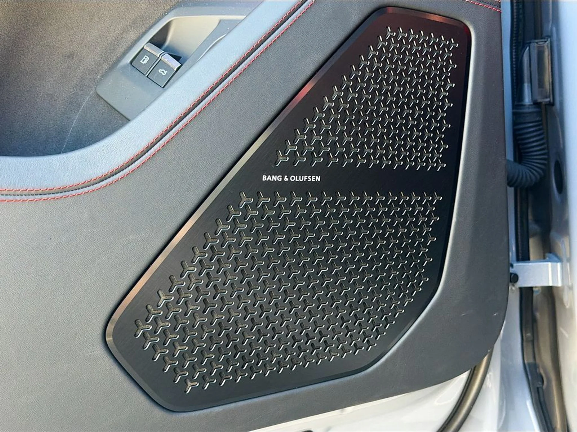 mph028_3289846213_4a0c1eb3a4c42d29334f5dde60c6960bx_3688a44bc0