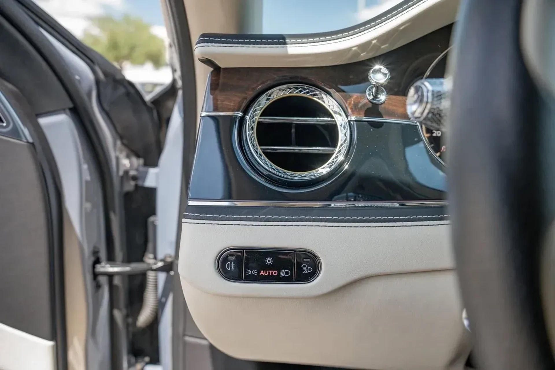 mph028_3291387107_24dcfaedbec94e029a853e1797eb6025_963a154f37