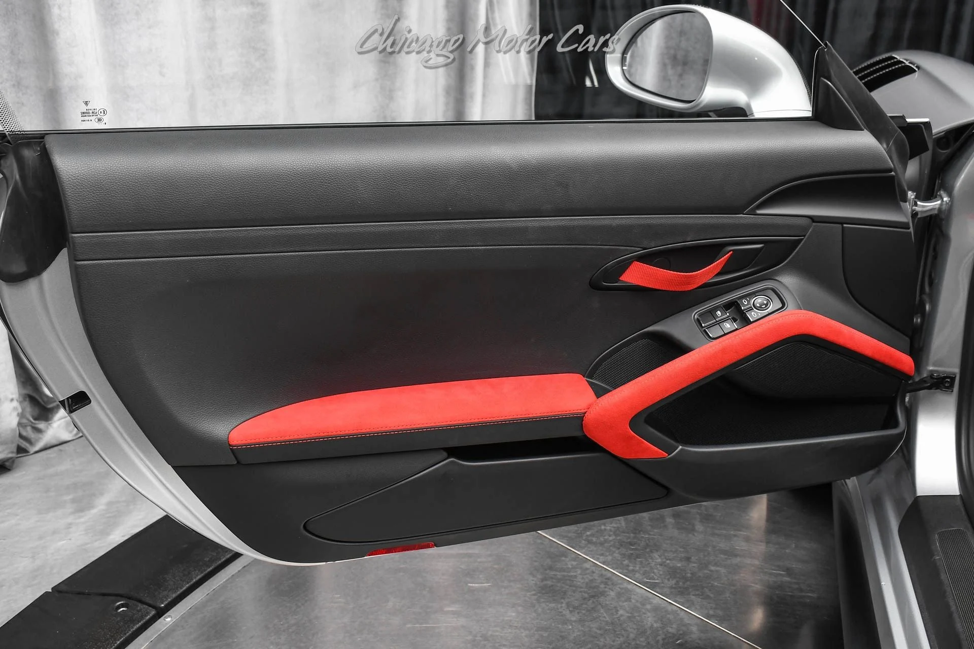 mph028_3295582562_12960_p29_l_dd2fd4e841