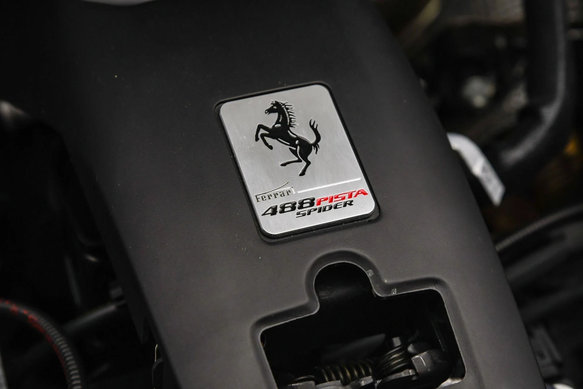 mph028_329863376_Used_2020_Ferrari_488_Pista_Base_1757455508_e5a32644d1