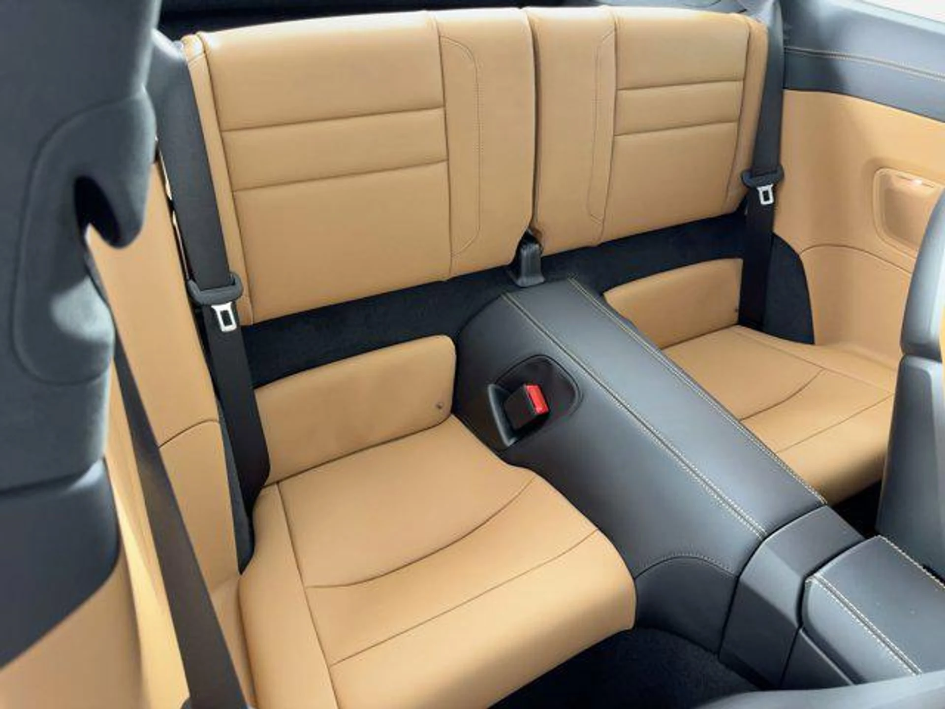 mph028_331236761_P2g_I8o_Bb_BS_3u0z3u6i_IXCUZ_1z_PI_9abfdba60b