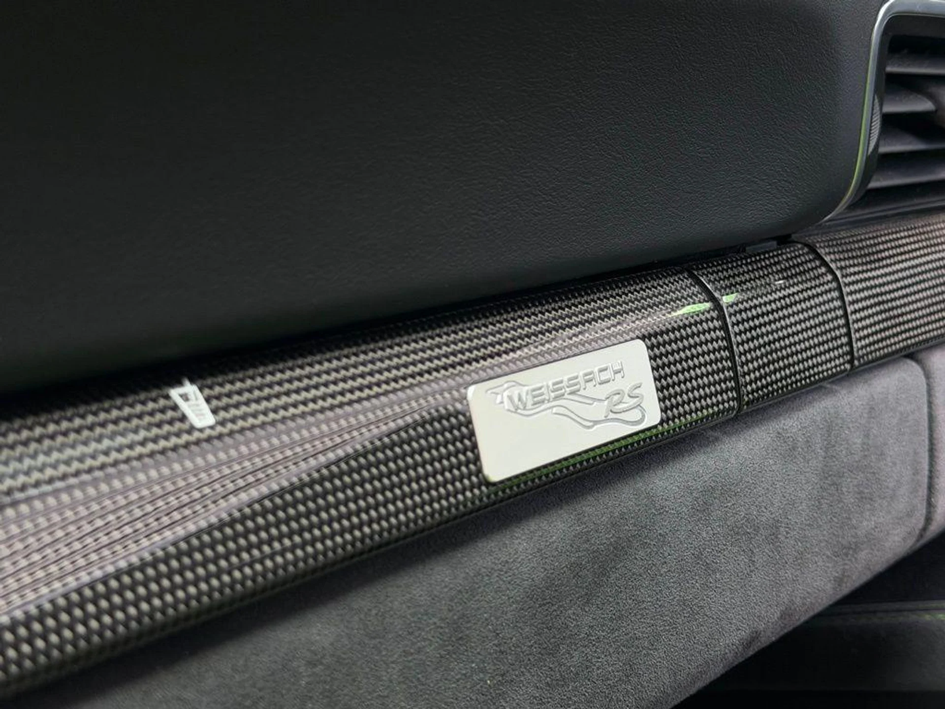 mph028_3317428897_BVRWZV_7_N_Ilvl_Tmz7_EL_Al_P_Vo31_SA_e9a7acb0f3