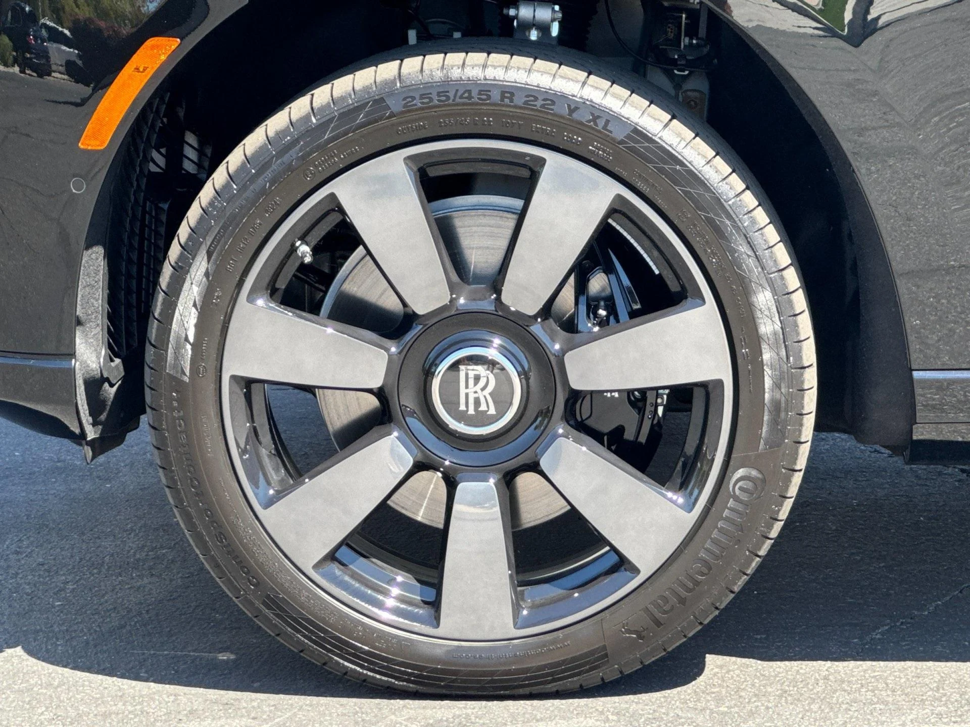 mph028_3327985265_New_2025_Rolls_Royce_Cullinan_Demonstrator_1754468396_20915e132f