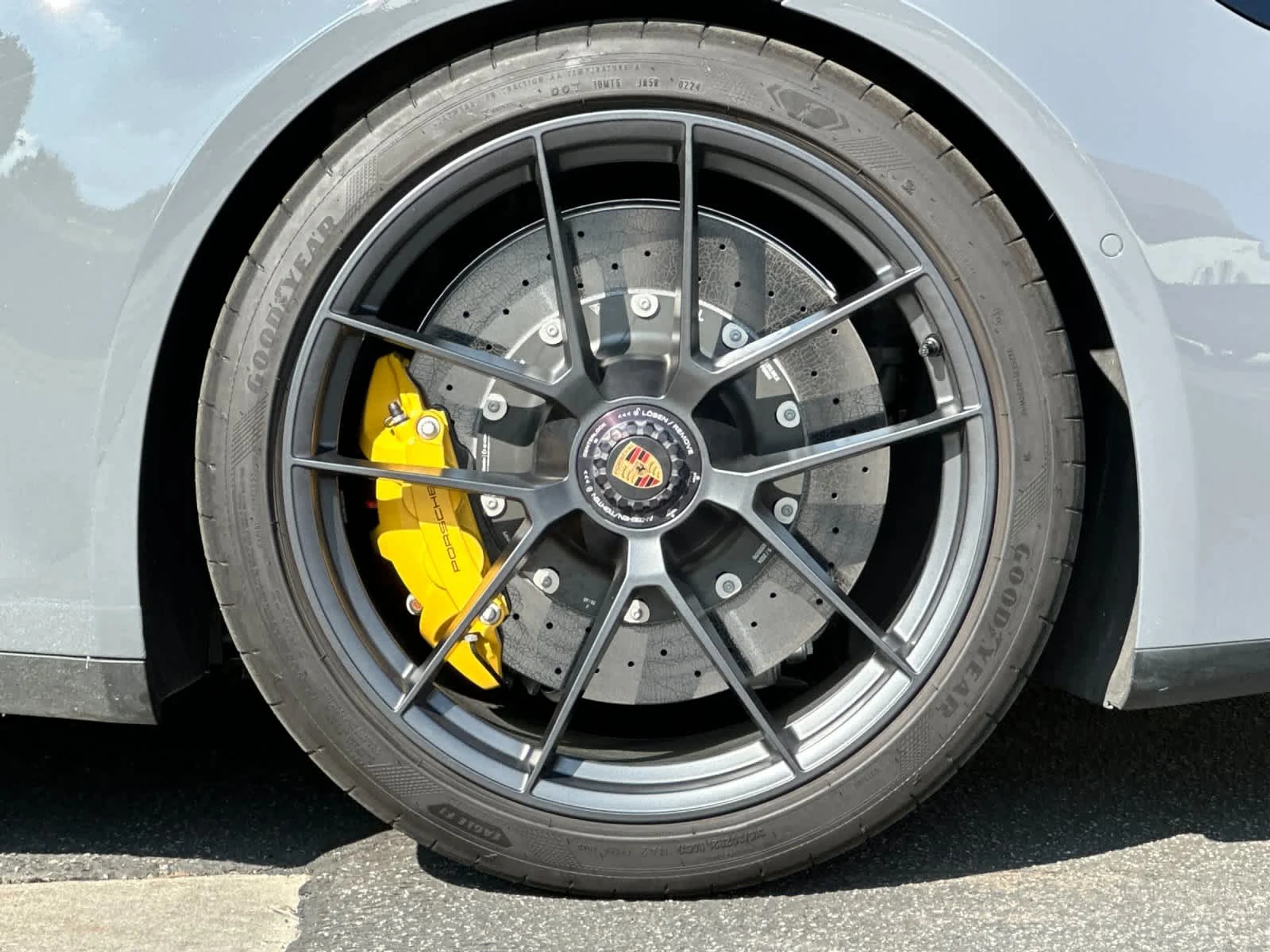 mph028_3333064349_29_2812835324