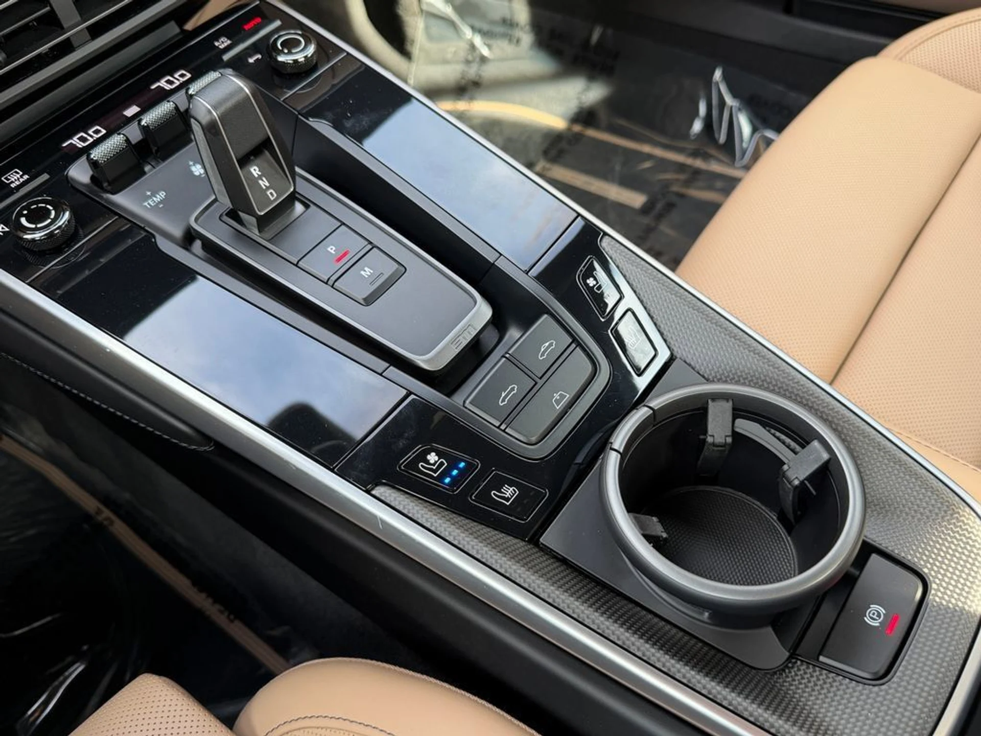 mph028_3338924938_e9f975f15c2d45d8834ff563923879b4_0045faf096