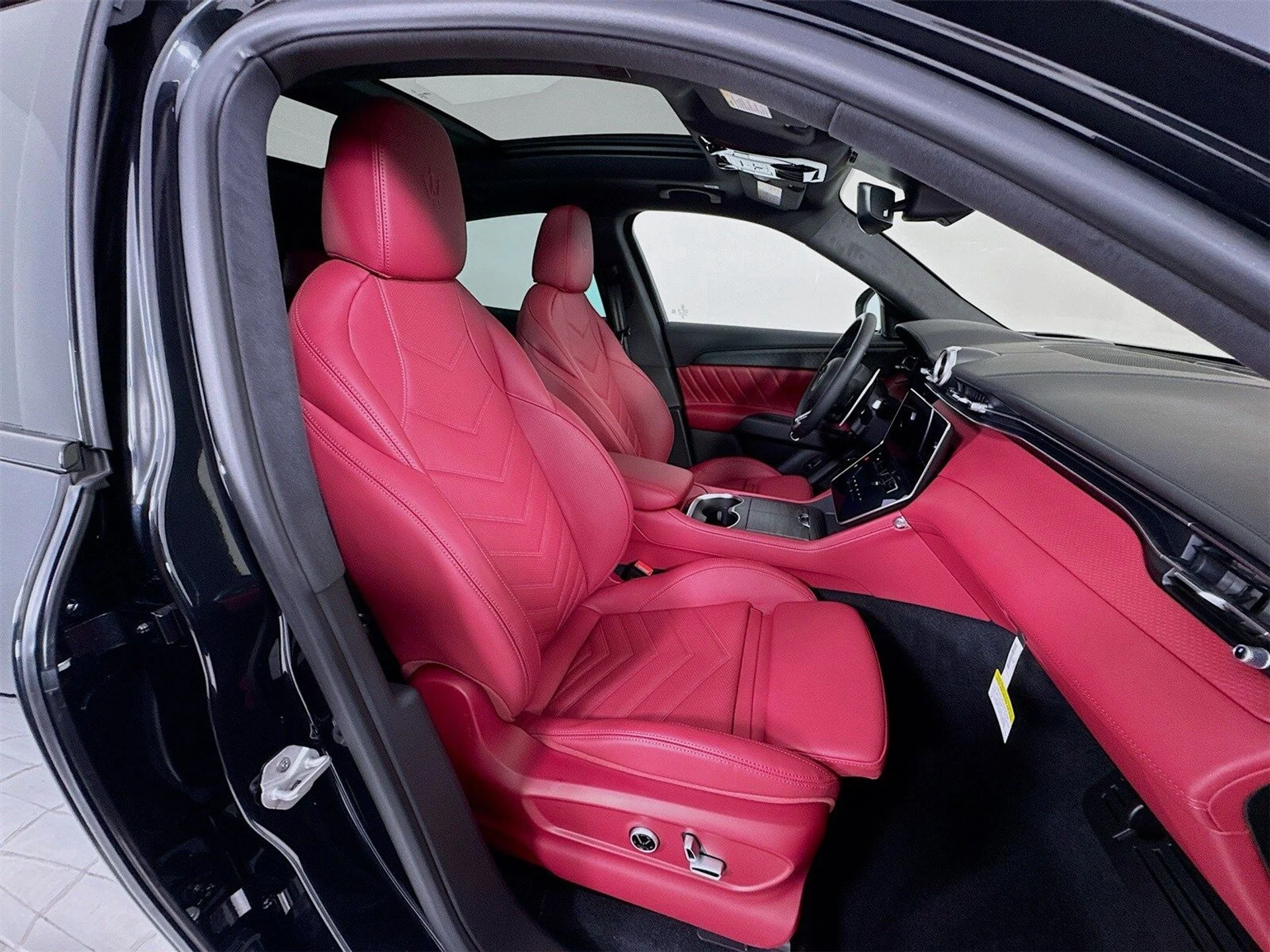 mph028_3346440767_23e1b401a2077b40b25670e0206b9691x_5a55a2ddda