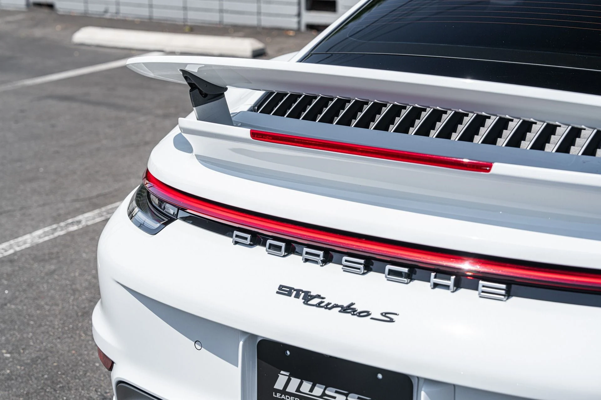 mph028_3349458264_Used_2022_Porsche_911_Turbo_S_1755025974_96543beccc