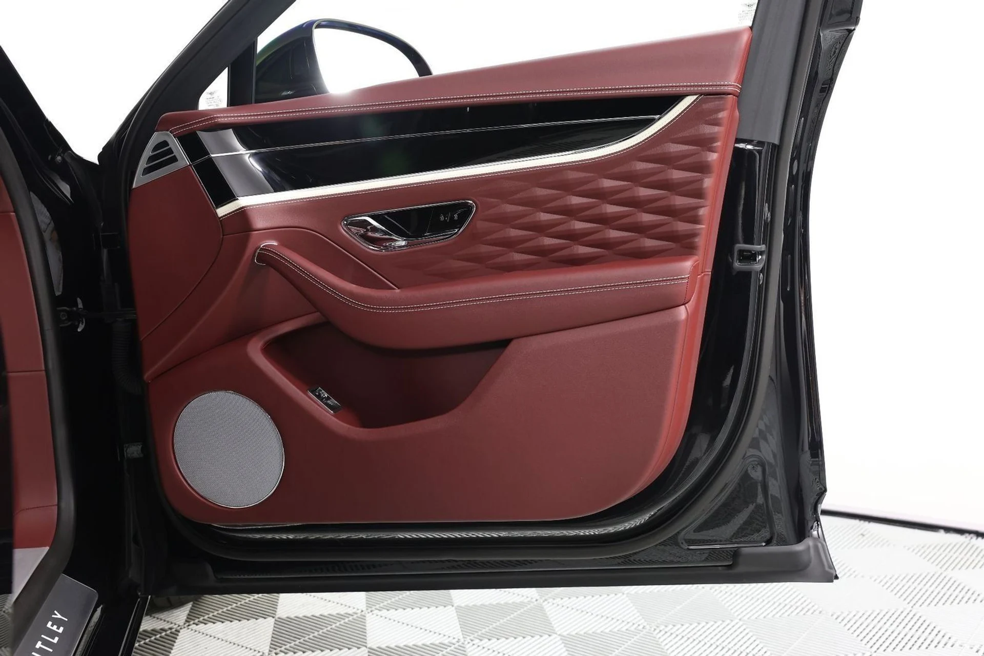 mph028_3350427015_9f011d5b06f9dcddc7fab95b121fdda7_49e209f0c7