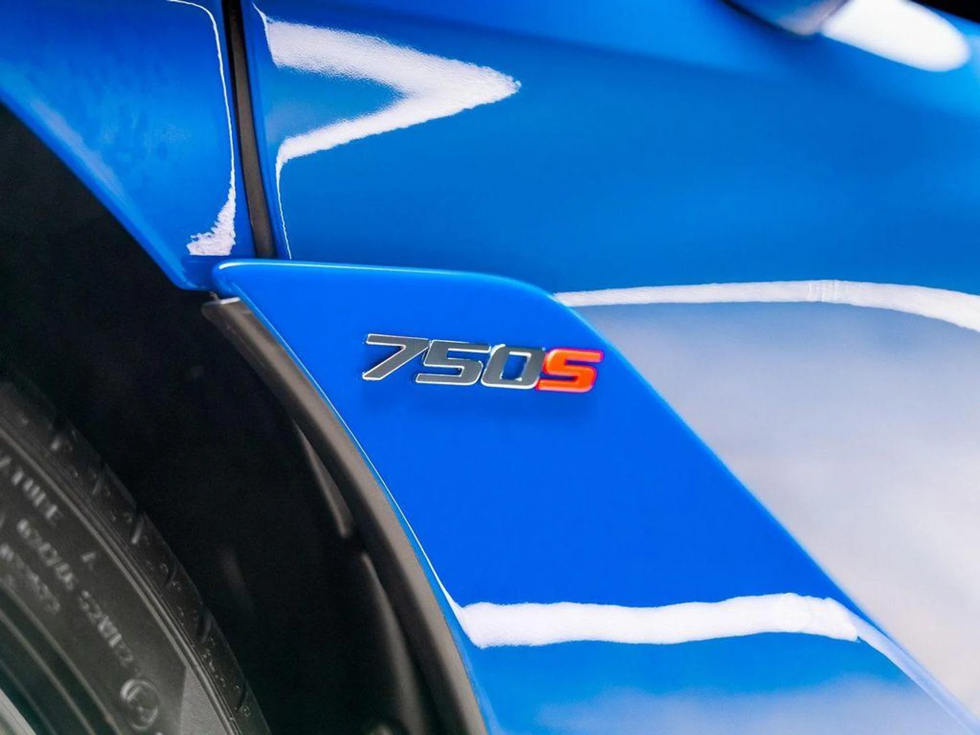 mph028_336815316_Z7_QO_Yd_EX_Cau_Qk_JRGE_Edte3_CW_Rg_U_d39221f0fd