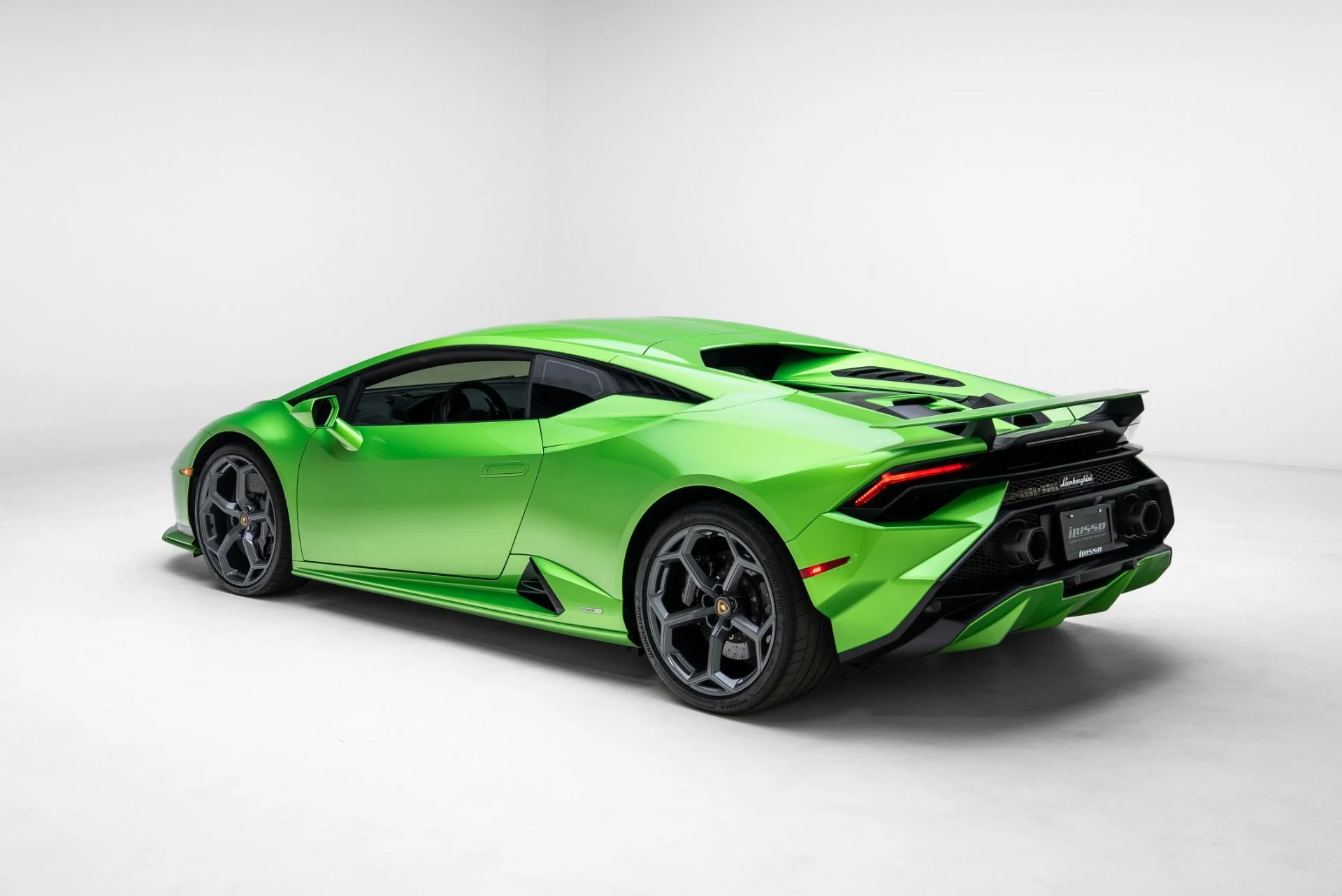 mph028_3375090927_Used_2023_Lamborghini_Huracan_Tecnica_1775770975_ef6b5e922a