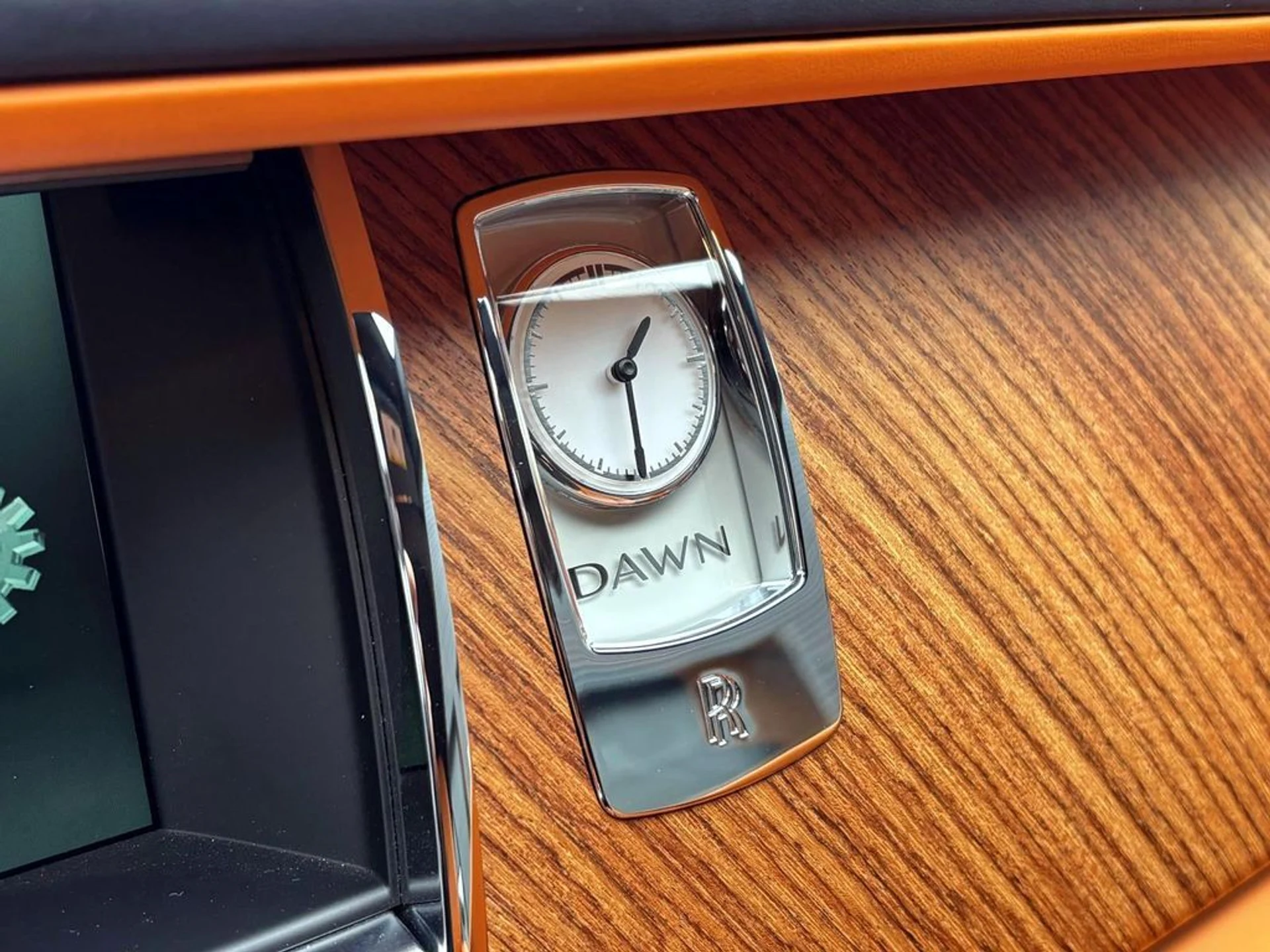 mph028_337562369_6628a1bdbbd99d106abeee820c36e992x_097d2069fa