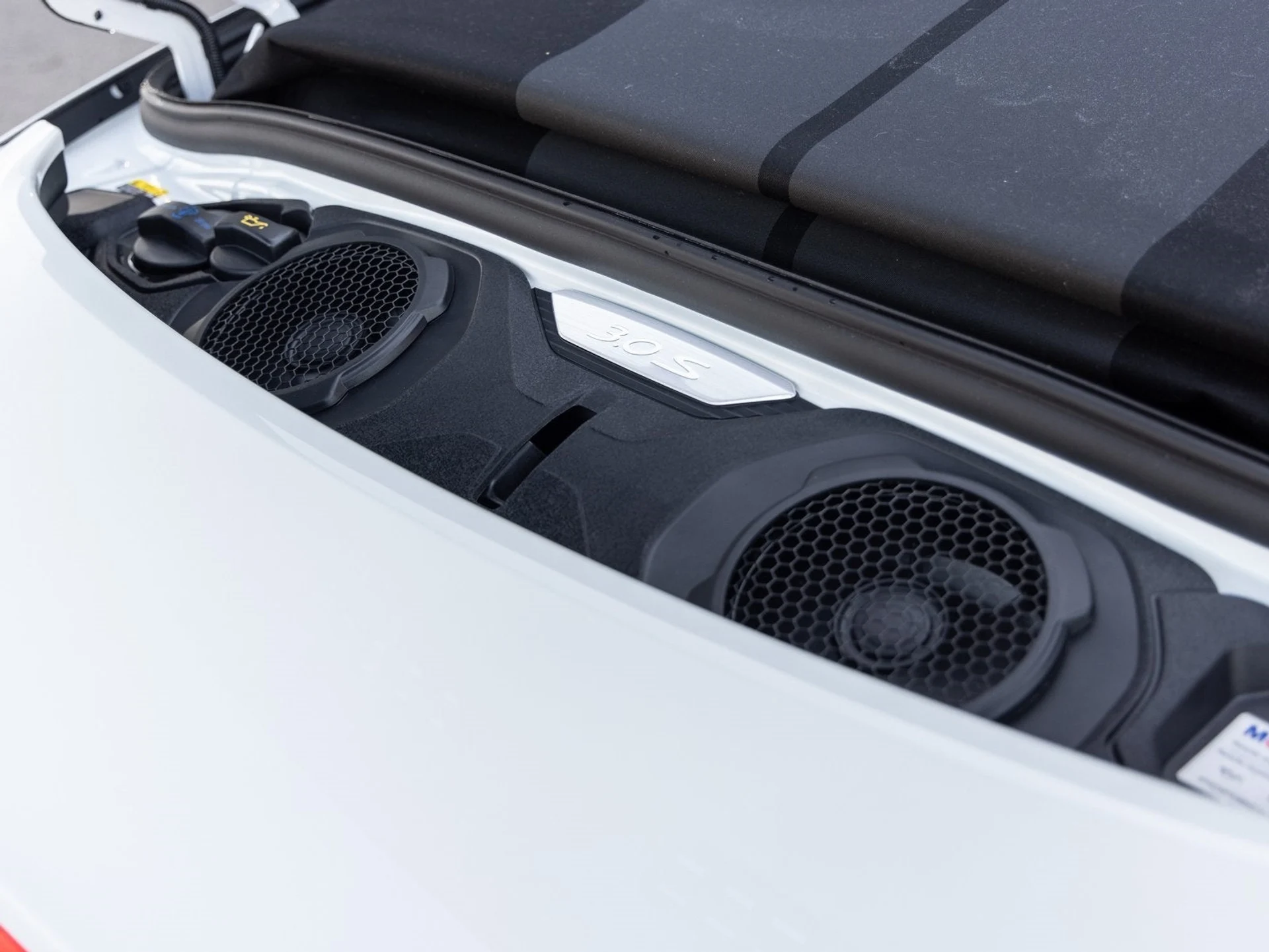 mph028_3378095516_29_3ced3fb4b0