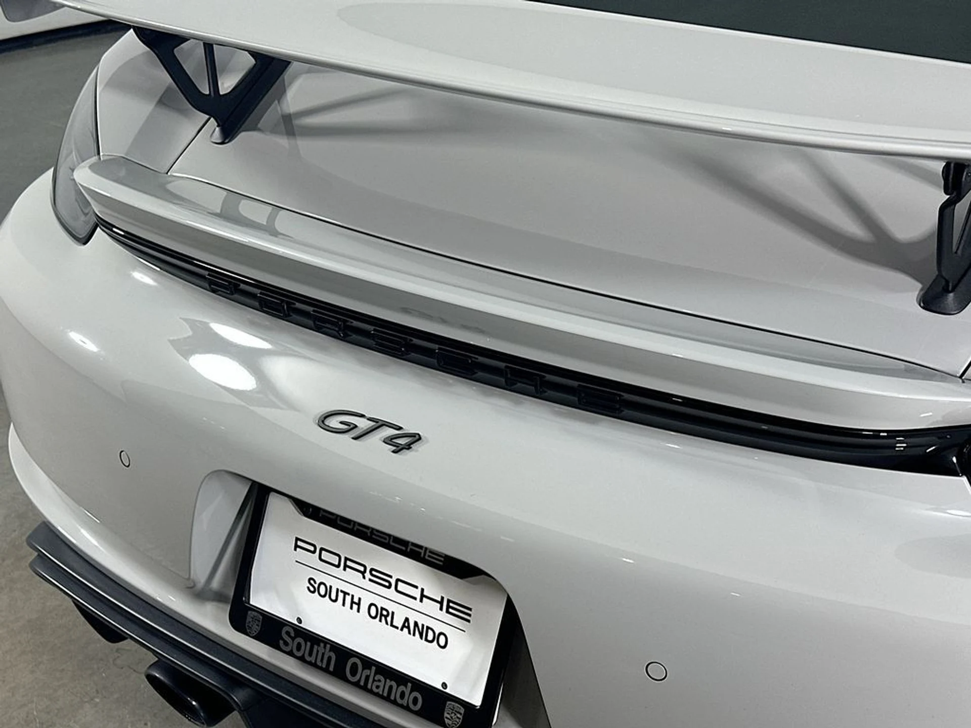 mph028_3383013338_ede76c386fc086a04c619e33f6279252x_3e94c37549