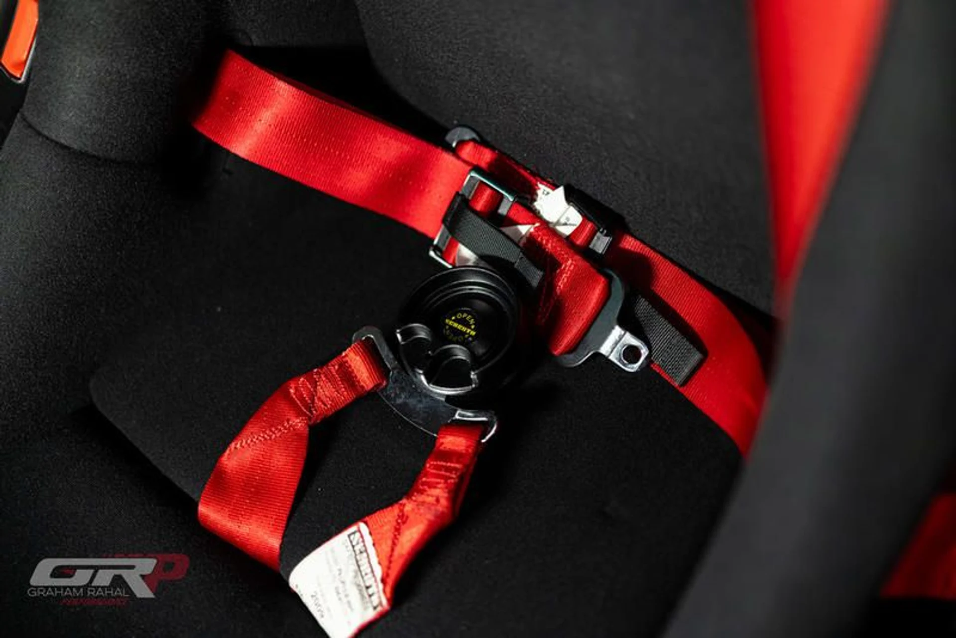 mph028_3384822745_707_C9653_11_C7_4_CC_0_9_B9_A_FF_0_FC_3_B15_C6_F_49095a2ca0