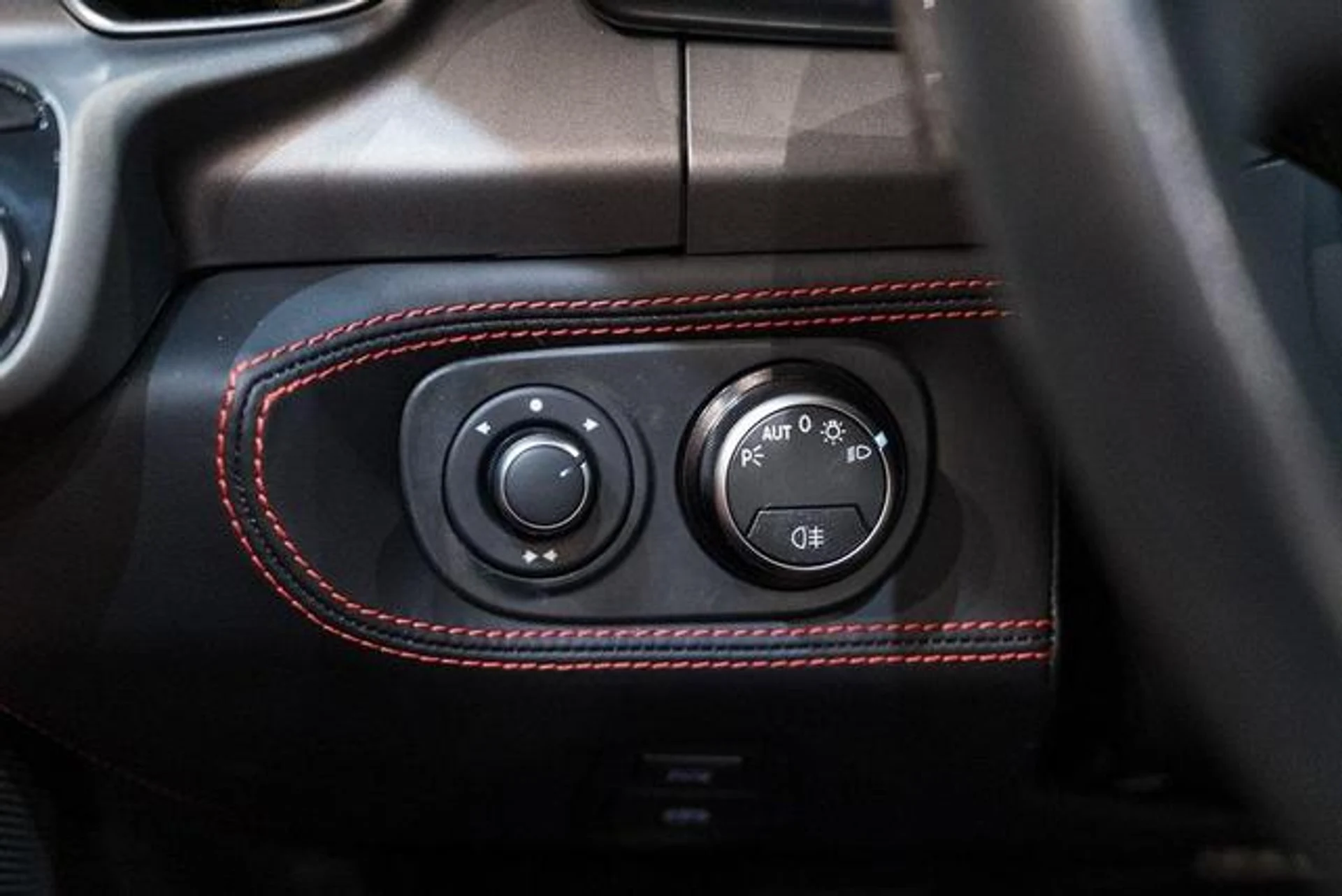 mph028_338658714_89_W_Kn_Y9_AW_Ax_Onvcl_Mp_Ehan_MD_Scw_3f07b46baa