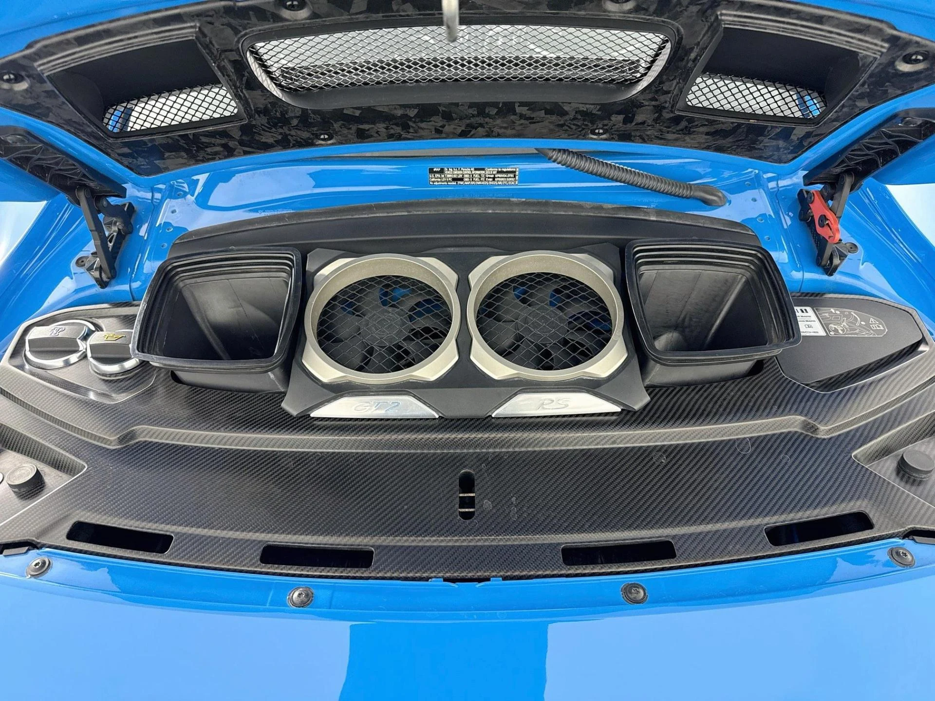 mph028_3386878693_Used_2019_Porsche_911_GT_2_RS_1785958197_fbcfb949eb