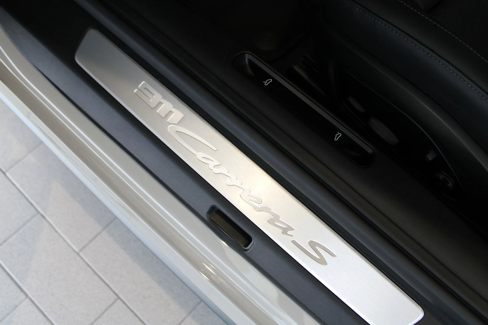 mph028_3393247007_5cc919aed218c3277a330f027d06eef6x_2cfb181359