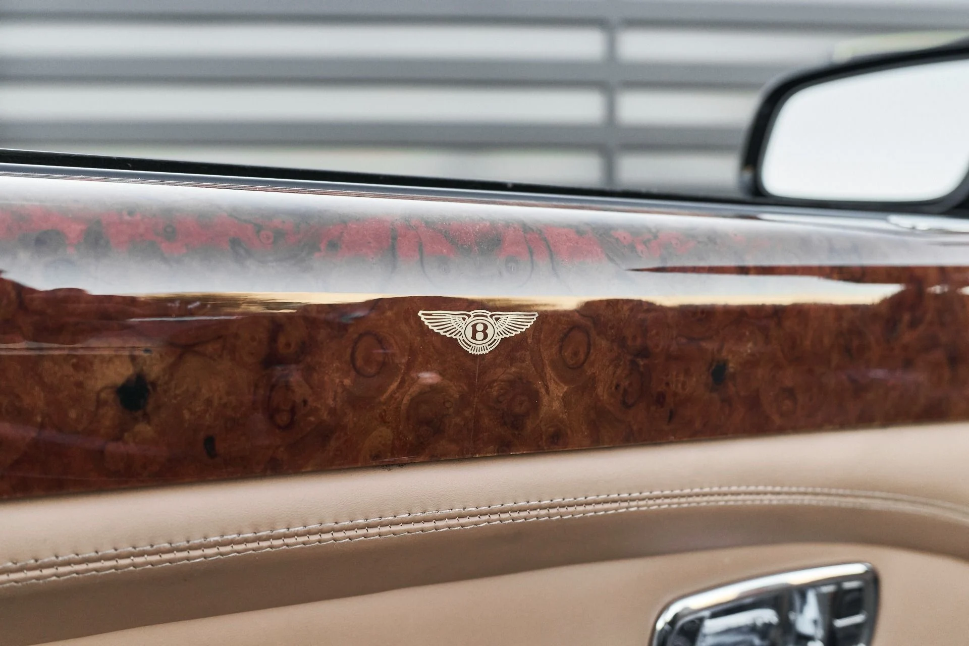 mph028_3402081668_Used_2009_Bentley_Azure_Base_1765906157_56faf78cfc