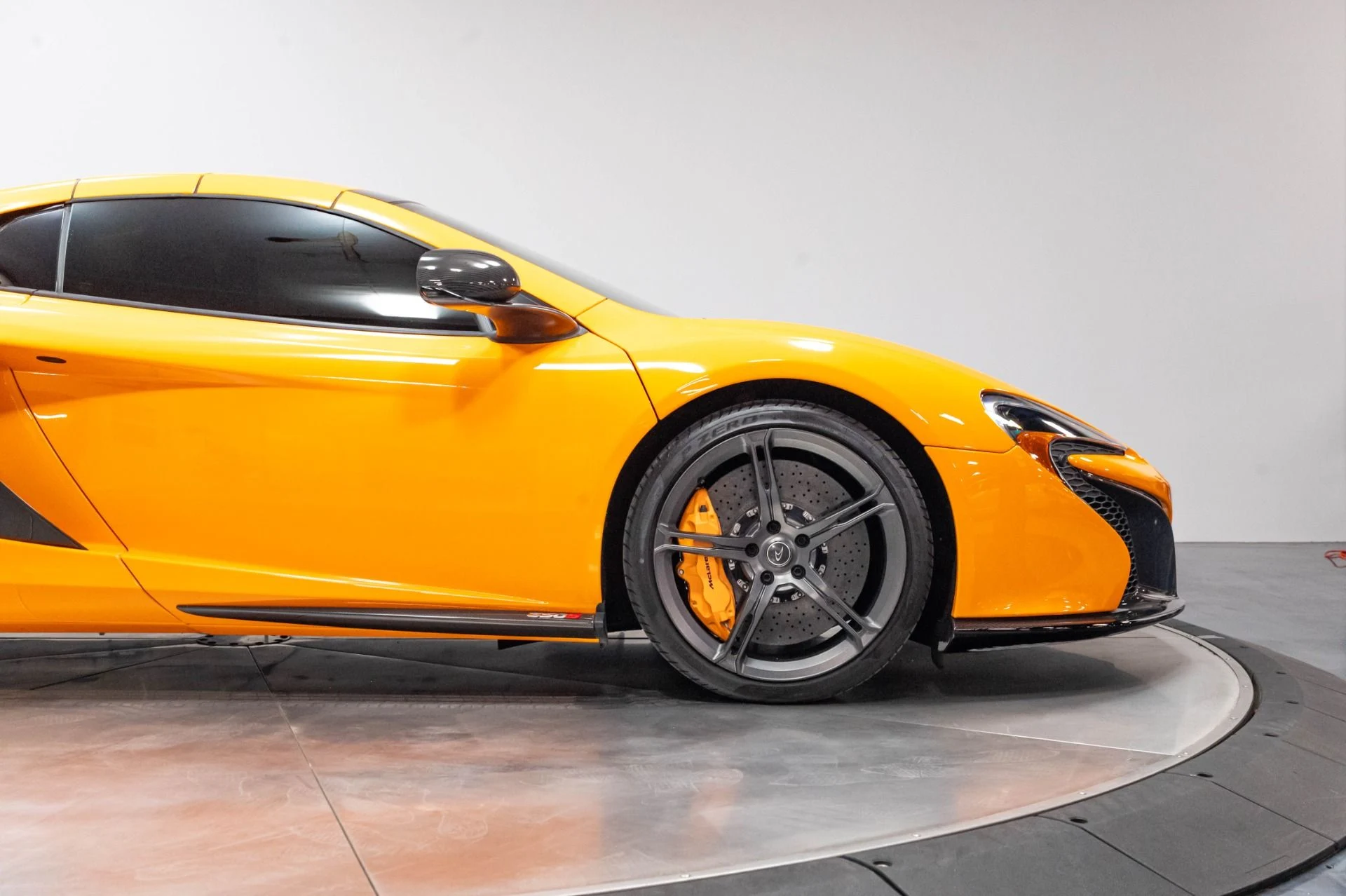 mph028_3404463350_Used_2015_Mc_Laren_650_S_Spider_1784647983_ed6254b4cb