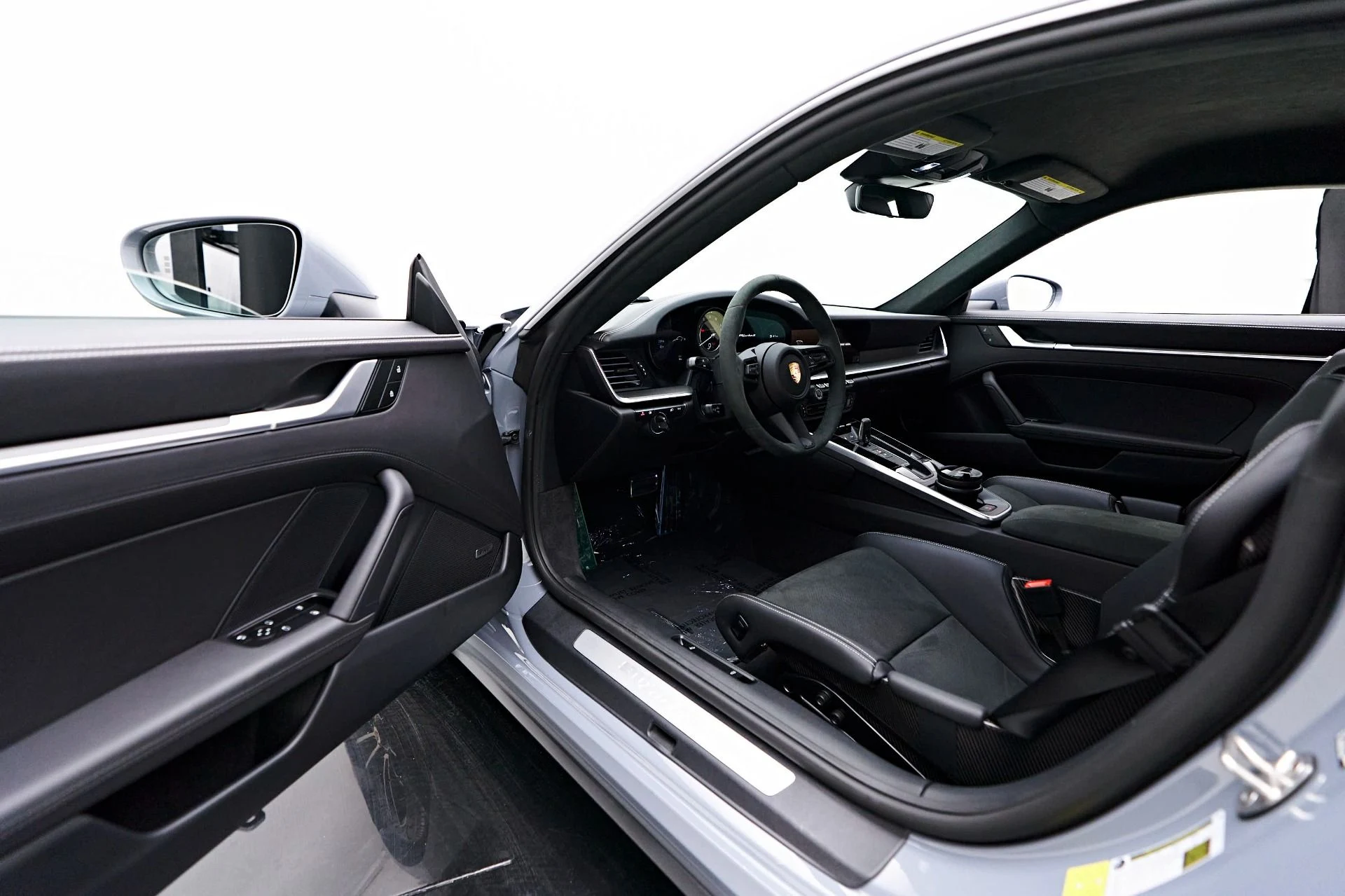 mph028_3415763660_Used_2024_Porsche_911_Turbo_S_1723857576_99a0dabd3e