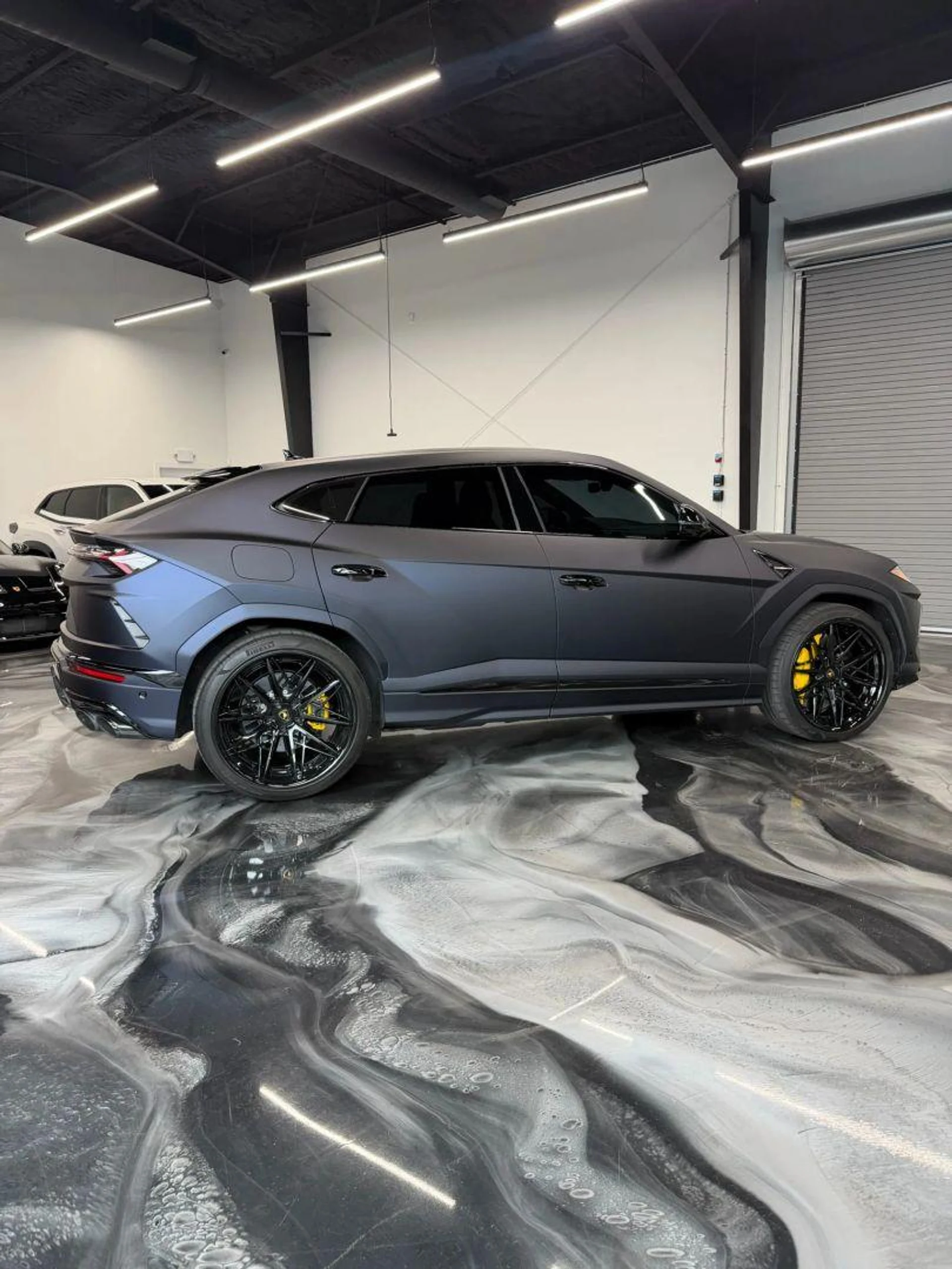 mph028_3418294116_Used_2022_Lamborghini_Urus_Sport_Utility_4_D_1784762928_b946d42be8