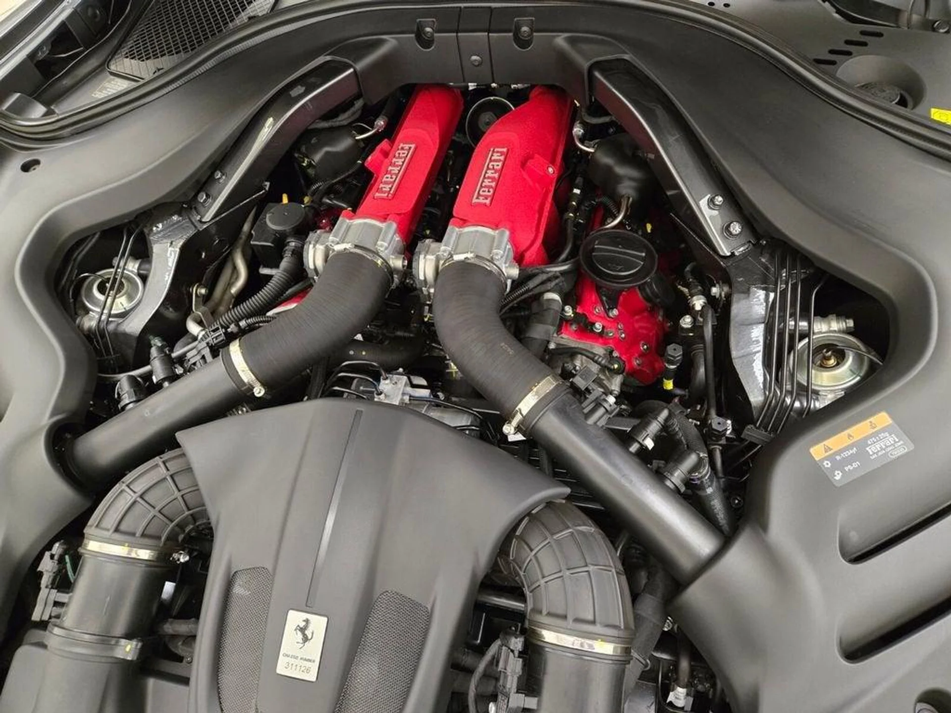 mph028_3418413070_Used_2024_Ferrari_Roma_1771612419_f2e9dbf5ed