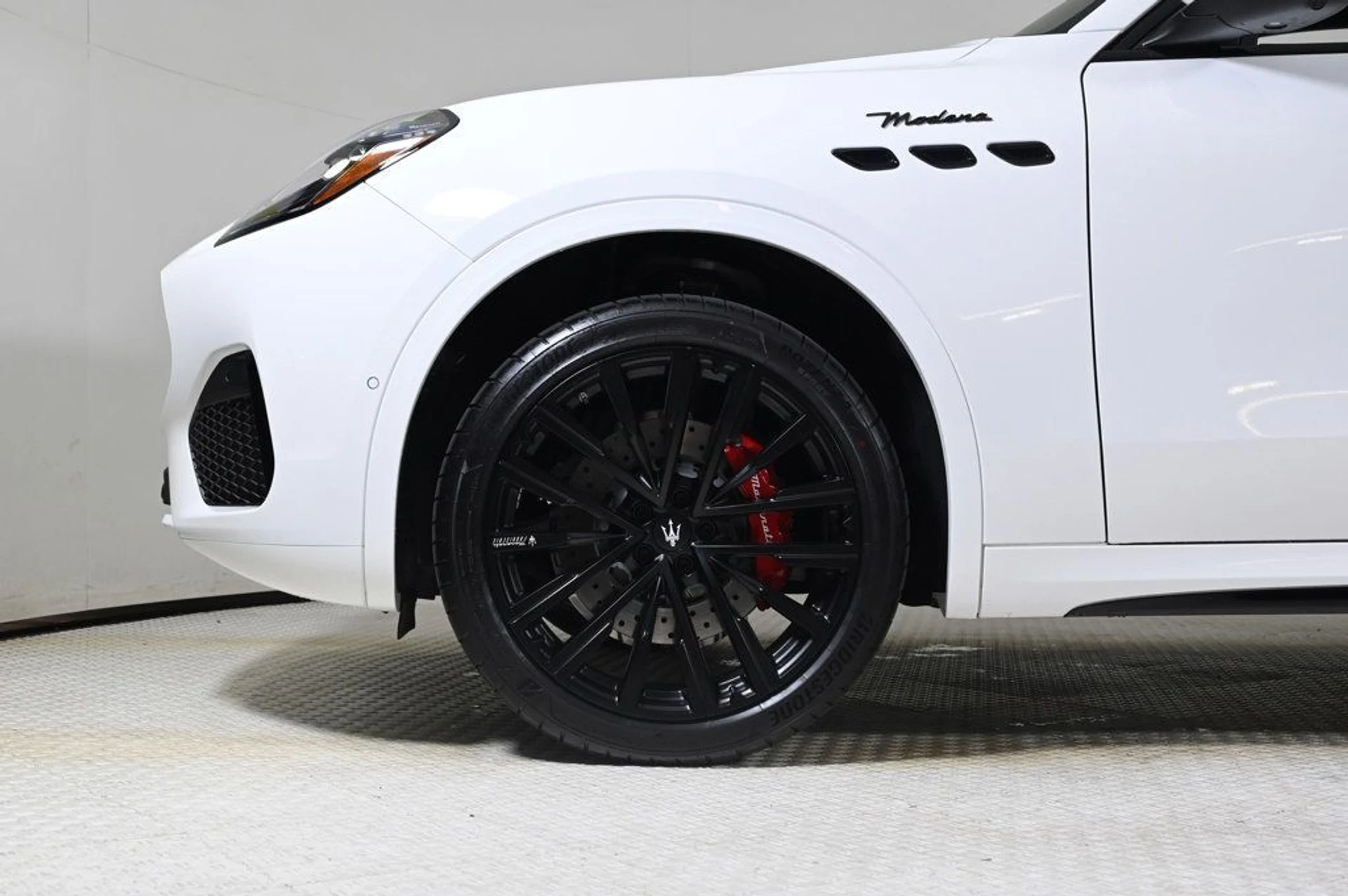 mph028_3419656844_new_2026_maserati_grecale_modena_11350_22970919_28_1024_e622504791