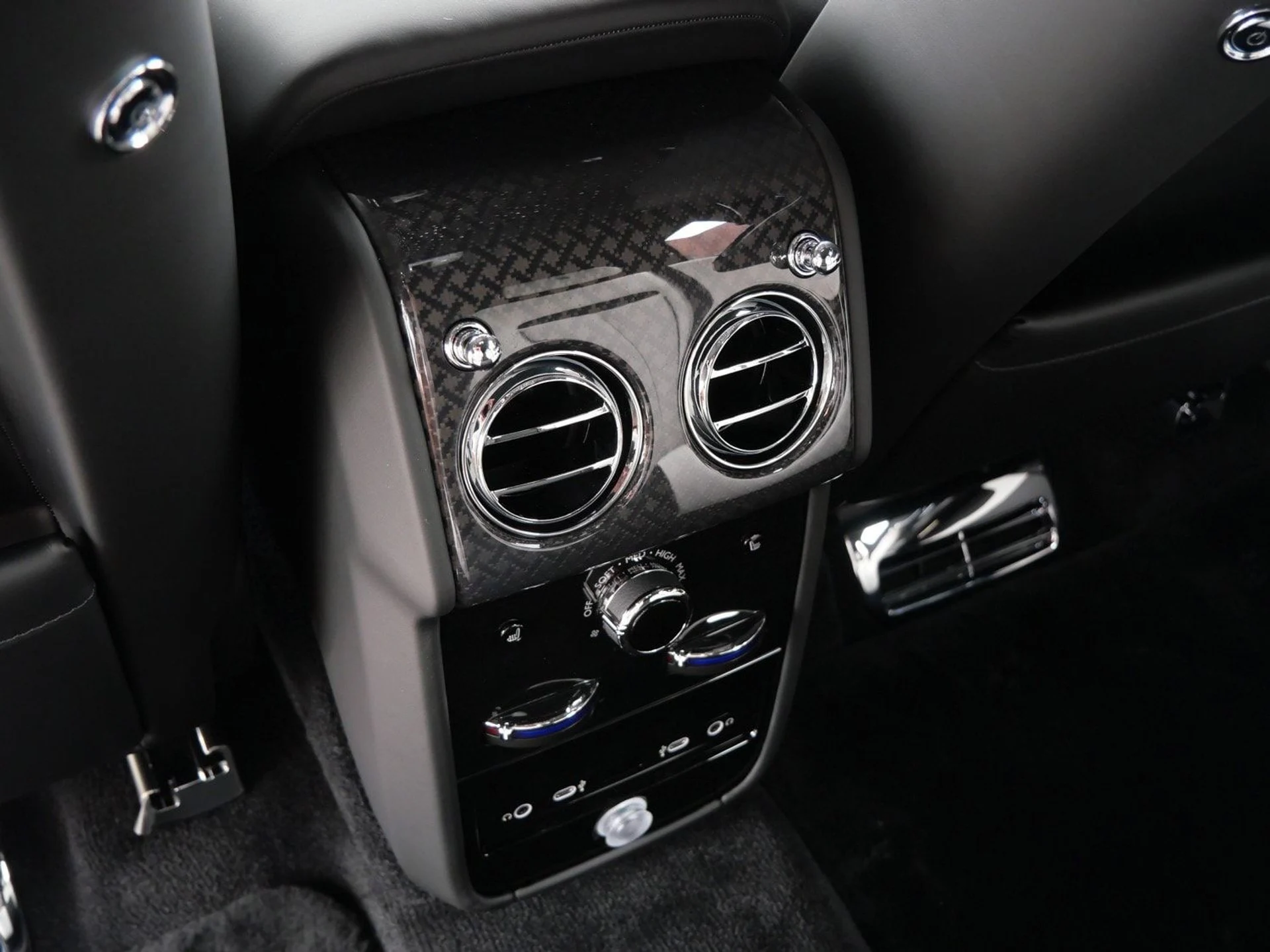 mph028_3423505456_091ea3cc586340afd9f46ab11ecfc5dex_06bb21995e