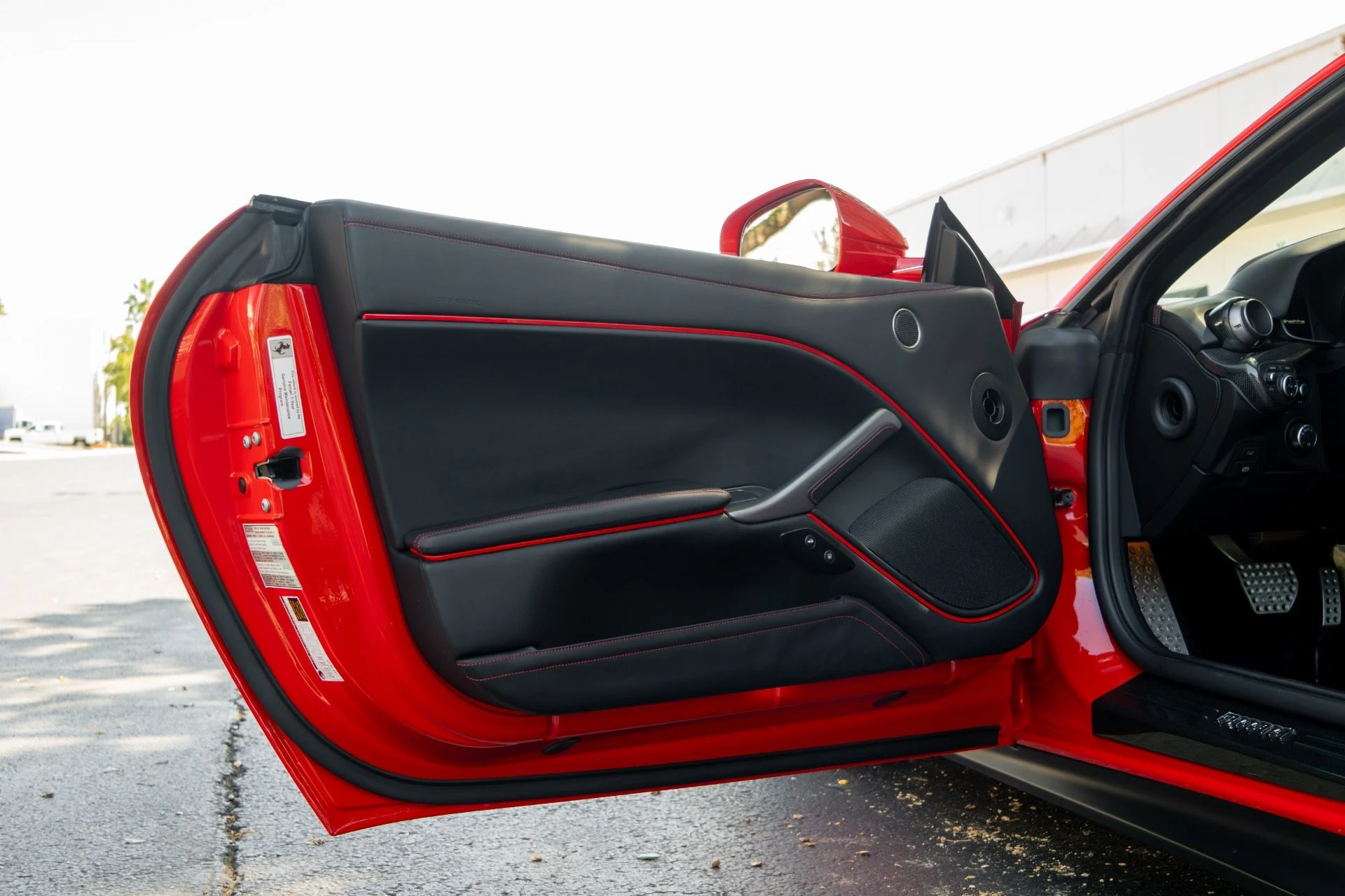 mph028_3428755113_Used_2017_Ferrari_F12berlinetta_1761715050_62339b9cb0