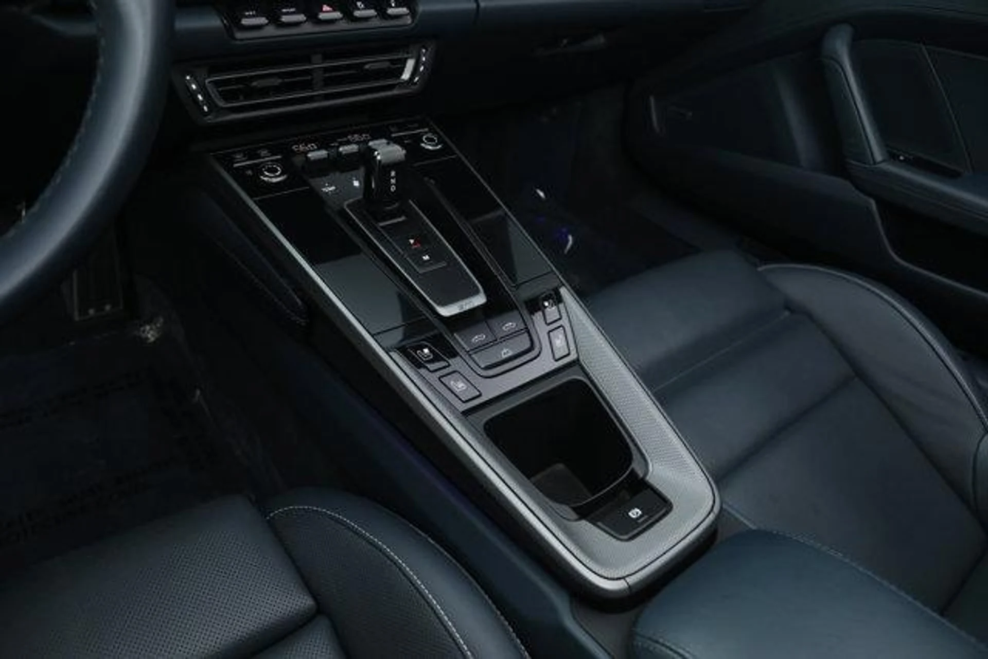 mph028_3444563876_C_Louk_Hcez_Ls_KV_Bl_A_Bbmk_I5_U_Jwj0_ef11361a72