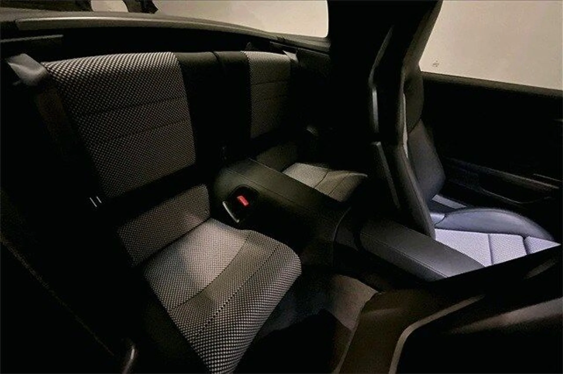 mph028_3445349886_1f28416381958823ab30a156a8f1c607x_cad16dd1c7